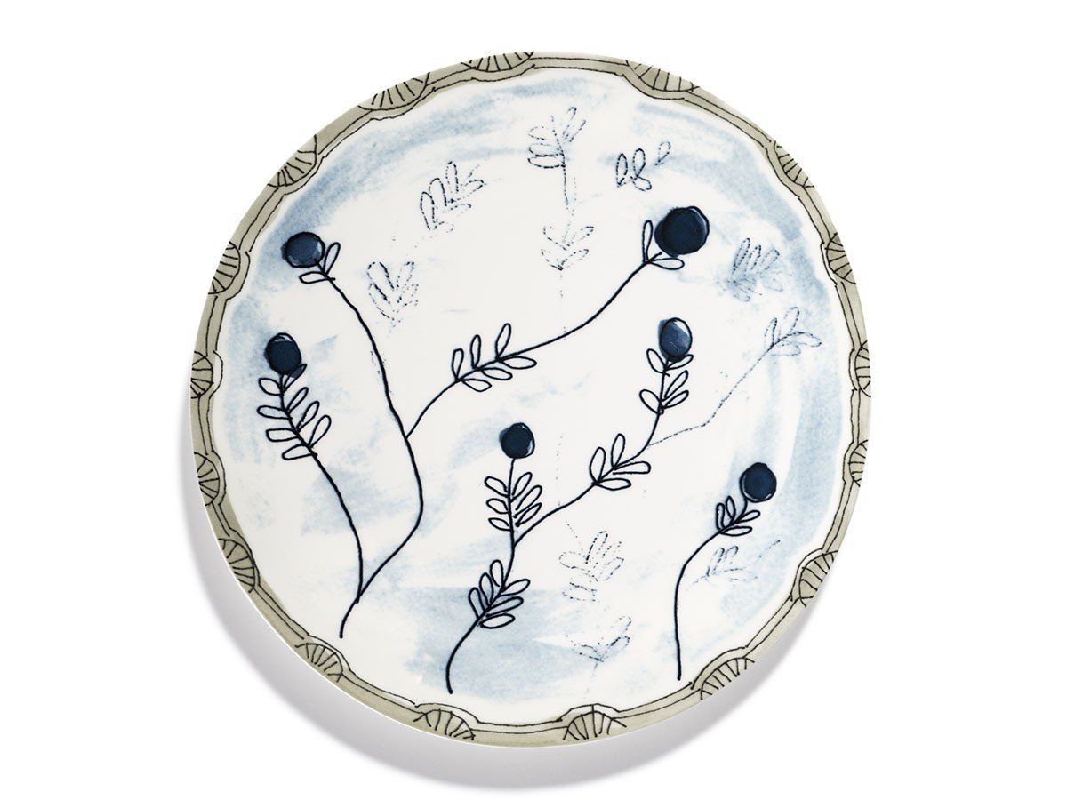 【セラックス/SERAX / GOODS】のMIDNIGHT FLOWERS by MARNI Dinner Plate Mirtillo Tea / ミッドナイトフラワーズ バイ マルニ ディナープレート ミルティッロティー 28cm インテリア・キッズ・メンズ・レディースファッション・服の通販 founy(ファニー) 　イタリア　Italy　オレンジ　Orange　皿　Plate, Dish　テーブル　Table, Dining Table　手描き　Hand-Drawn, Illustrated　フォルム　Silhouette, Form　プレート　Plate, Dish　ラベンダー　Lavender　送料無料　Free Shipping　-|ID: prp329100004660660 ipo3291000000033727567
