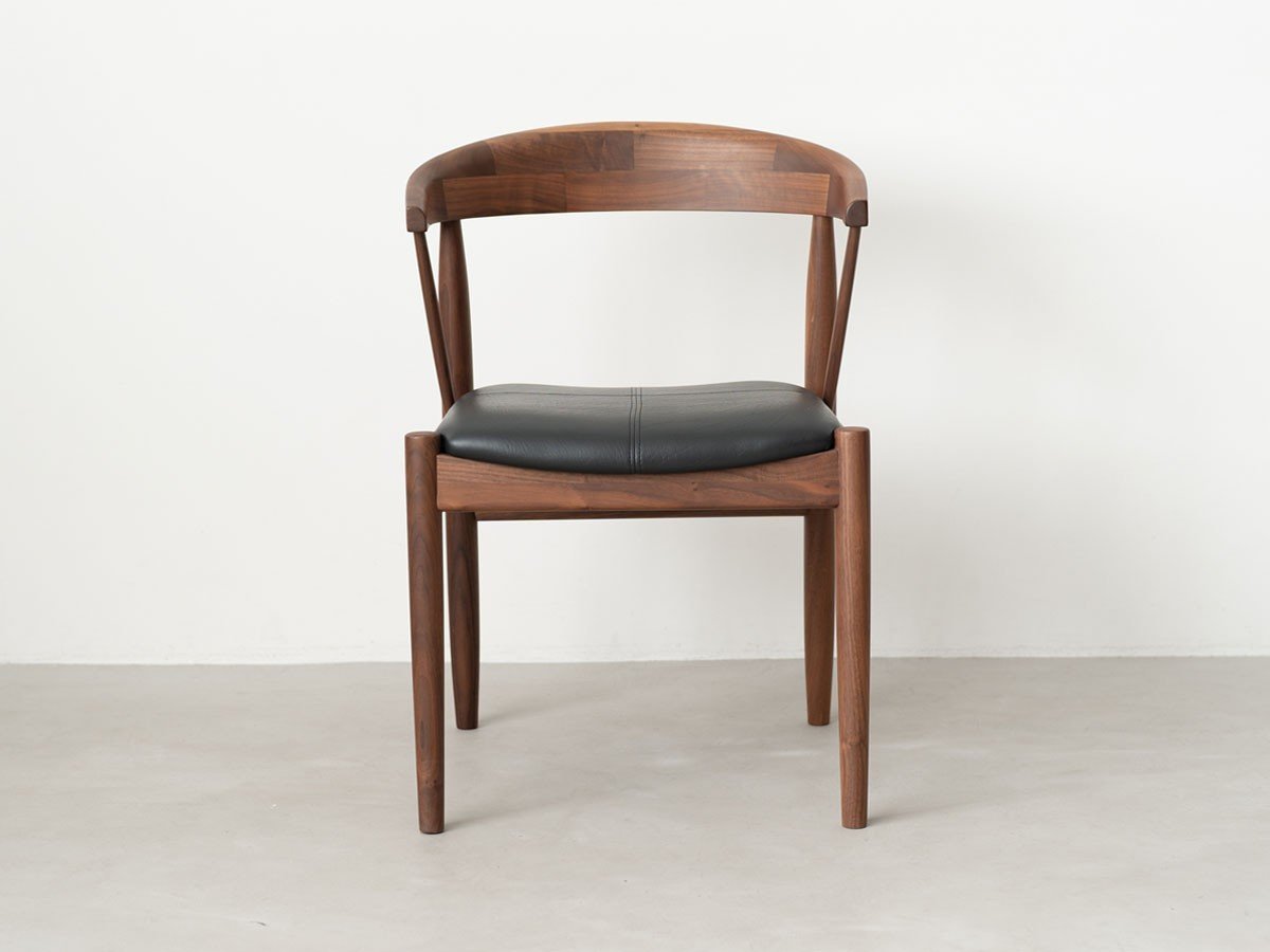 【ノーウェアライクホーム/NOWHERE LIKE HOME / GOODS】のAREN Dining Chair / アレン ダイニングチェア インテリア・キッズ・メンズ・レディースファッション・服の通販 founy(ファニー) 　送料無料　Free Shipping　ホーム・キャンプ・アウトドア・お取り寄せ　Home Living / Home & Lifestyle / Camping Gear / Outdoor Camping　家具・インテリア　Home Furniture & Interior. Stylish & Functional Living Spaces　チェア・椅子　Seating & Chairs　ダイニングチェア・木製チェア　Dining Chairs　ウォールナット × ブラック|ID: prp329100004693174 ipo3291000000033887000