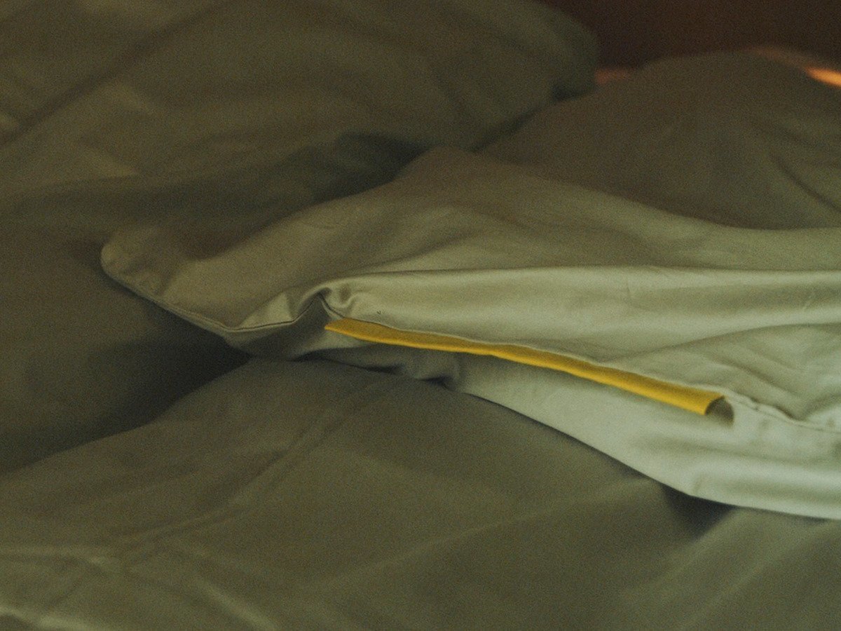 【ノルディック スリープ/NORDIC SLEEP / GOODS】のuka × NORDIC SLEEP Duvet Cover / ウカ × ノルディックスリープ デュベカバー インテリア・キッズ・メンズ・レディースファッション・服の通販 founy(ファニー) 　コレクション　Collection, Seasonal Line　送料無料　Free Shipping　ホーム・キャンプ・アウトドア・お取り寄せ　Home Living / Home & Lifestyle / Camping Gear / Outdoor Camping　家具・インテリア　Home Furniture & Interior. Stylish & Functional Living Spaces　その他 インテリア雑貨、家具　Home Decor & Furniture Extras　カラー「リラックスグレー」にはイエローのタグが付いています。|ID: prp329100004718235 ipo3291000000034092631
