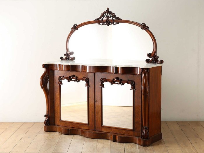 【ロイズ アンティークス/Lloyd's Antiques / GOODS】のReal Antique Victorian Chiffonier / 英国アンティーク家具 ヴィクトリアンシフォネア インテリア・キッズ・メンズ・レディースファッション・服の通販 founy(ファニー) https://founy.com/ アンティーク Antique-Inspired エレガント 上品 Elegant 人気 Popular, Best Seller ホーム・キャンプ・アウトドア・お取り寄せ Home Living / Home & Lifestyle / Camping Gear / Outdoor Camping 家具・インテリア Home Furniture & Interior. Stylish & Functional Living Spaces ミラー・ドレッサー Mirrors & Dressers 壁掛けミラー・全身鏡・スタンドミラー Wall Mirror ホーム・キャンプ・アウトドア・お取り寄せ Home Living / Home & Lifestyle / Camping Gear / Outdoor Camping 家具・インテリア Home Furniture & Interior. Stylish & Functional Living Spaces ミラー・ドレッサー Mirrors & Dressers ドレッサー・ミラー付き化粧台 Vanity Table for Bedroom |ID: prp329100004718250 ipo3291000000034092786