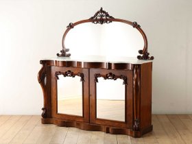 【ロイズ アンティークス/Lloyd's Antiques / GOODS】 Real Antique Victorian Chiffonier / 英国アンティーク家具 ヴィクトリアンシフォネア人気、トレンドファッション・服の通販 founy(ファニー) アンティーク Antique-Inspired エレガント 上品 Elegant 人気 Popular, Best Seller ホーム・キャンプ・アウトドア・お取り寄せ Home Living / Home & Lifestyle / Camping Gear / Outdoor Camping 家具・インテリア Home Furniture & Interior. Stylish & Functional Living Spaces ミラー・ドレッサー Mirrors & Dressers 壁掛けミラー・全身鏡・スタンドミラー Wall Mirror ホーム・キャンプ・アウトドア・お取り寄せ Home Living / Home & Lifestyle / Camping Gear / Outdoor Camping 家具・インテリア Home Furniture & Interior. Stylish & Functional Living Spaces ミラー・ドレッサー Mirrors & Dressers ドレッサー・ミラー付き化粧台 Vanity Table for Bedroom |ID:prp329100004718250