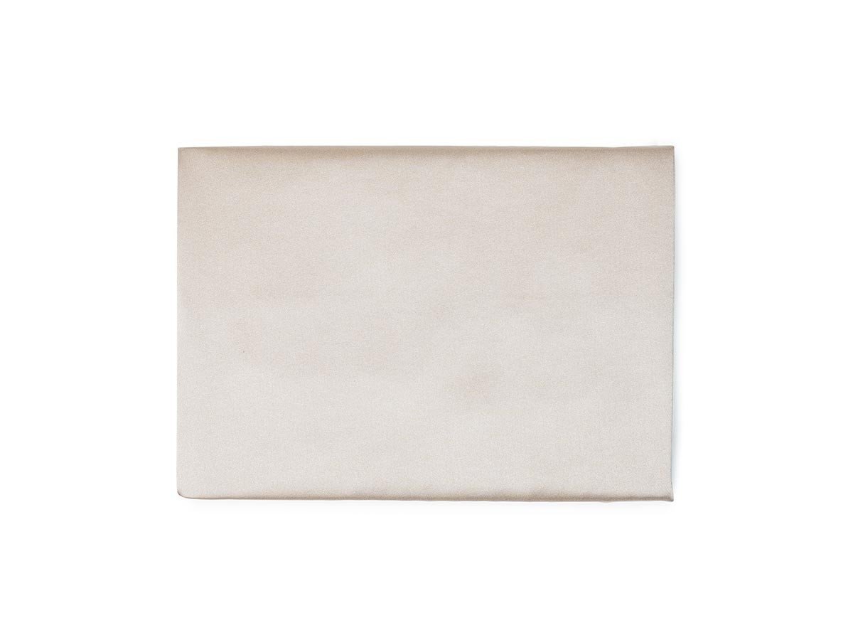 【ニシカワ/nishikawa / GOODS】のnishikawa PREMIUM / 西川プレミアム ピローケース NP3653 インテリア・キッズ・メンズ・レディースファッション・服の通販 founy(ファニー) 　送料無料　Free Shipping　なめらか　Smooth, Silky Texture　サテン　Satin, Glossy Fabric　シルク　Silk, 100% Silk　フラット　Flat, Flat Shoes　フリル　Frill, Ruffle　プレミアム　Premium, High-End　ラグジュアリー　Luxury, Elegant　ホーム・キャンプ・アウトドア・お取り寄せ　Home Living / Home & Lifestyle / Camping Gear / Outdoor Camping　家具・インテリア　Home Furniture & Interior. Stylish & Functional Living Spaces　その他 インテリア雑貨、家具　Home Decor & Furniture Extras　ベージュ|ID: prp329100004764946 ipo3291000000034496546