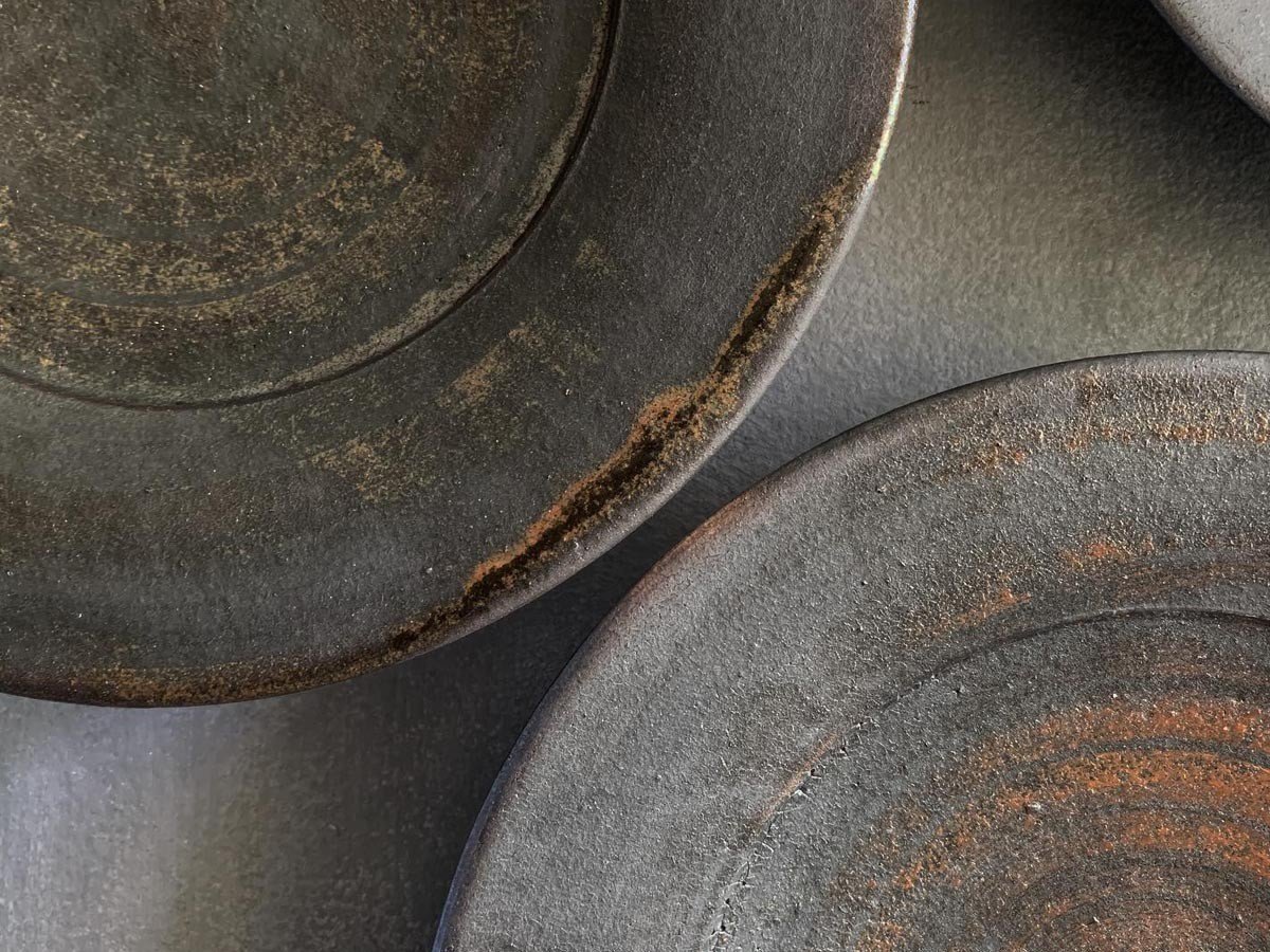 【ミシンポタリークリエーション/MISHIM POTTERY CREATION / GOODS】のfractal bowl + stand / フラクタル ボウル + スタンド(スス) インテリア・キッズ・メンズ・レディースファッション・服の通販 founy(ファニー) クラシカル Classical, Vintage-Inspired コレクション Collection, Seasonal Line シェイプ Shape, Slim Fit シンプル Simple, Minimal スタンド Stand Collar, Upright Stand センター Center, Center Line テーブル Table, Dining Table 鉄分が多く表面に現れると光沢のある茶褐色の表情になることがあります。|ID: prp329100004764953 ipo3291000000034496669