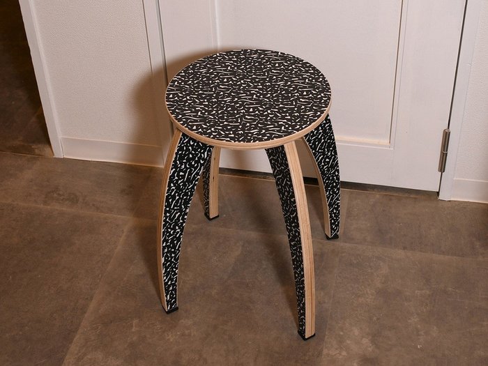 【アフテル/AFTERU / GOODS】のBUD STOOL / バッズ スツール(ブラック) インテリア・キッズ・メンズ・レディースファッション・服の通販 founy(ファニー) https://founy.com/ 送料無料 Free Shipping グラフィック Graphic, Graphic Design フォルム Silhouette, Form プリント Print, Printed Pattern モチーフ Motif, Design Theme ホーム・キャンプ・アウトドア・お取り寄せ Home Living / Home & Lifestyle / Camping Gear / Outdoor Camping 家具・インテリア Home Furniture & Interior. Stylish & Functional Living Spaces チェア・椅子 Seating & Chairs スツール・バースツール Stools & Bar Stools |ID: prp329100004766721 ipo3291000000034515773