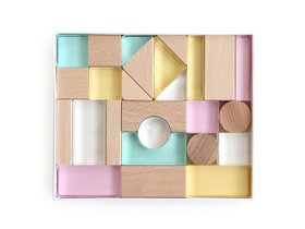 【フライミープティ/FLYMEe petit / GOODS】のLumiere Cubes Feerie / ルミエール キューブ フェリ アクリル&木の積み木 26ピース 人気、トレンドファッション・服の通販 founy(ファニー) アクリル Acrylic Material テーブル Table, Dining Table バランス Balance, Style Balance ベビー Baby, Babywear 送料無料 Free Shipping ギフト プレゼント Gift / Present ホーム・キャンプ・アウトドア・お取り寄せ Home Living / Home & Lifestyle / Camping Gear / Outdoor Camping 家具・インテリア Home Furniture & Interior. Stylish & Functional Living Spaces キッズ家具 Children's Furniture & Storage |ID:prp329100004768442