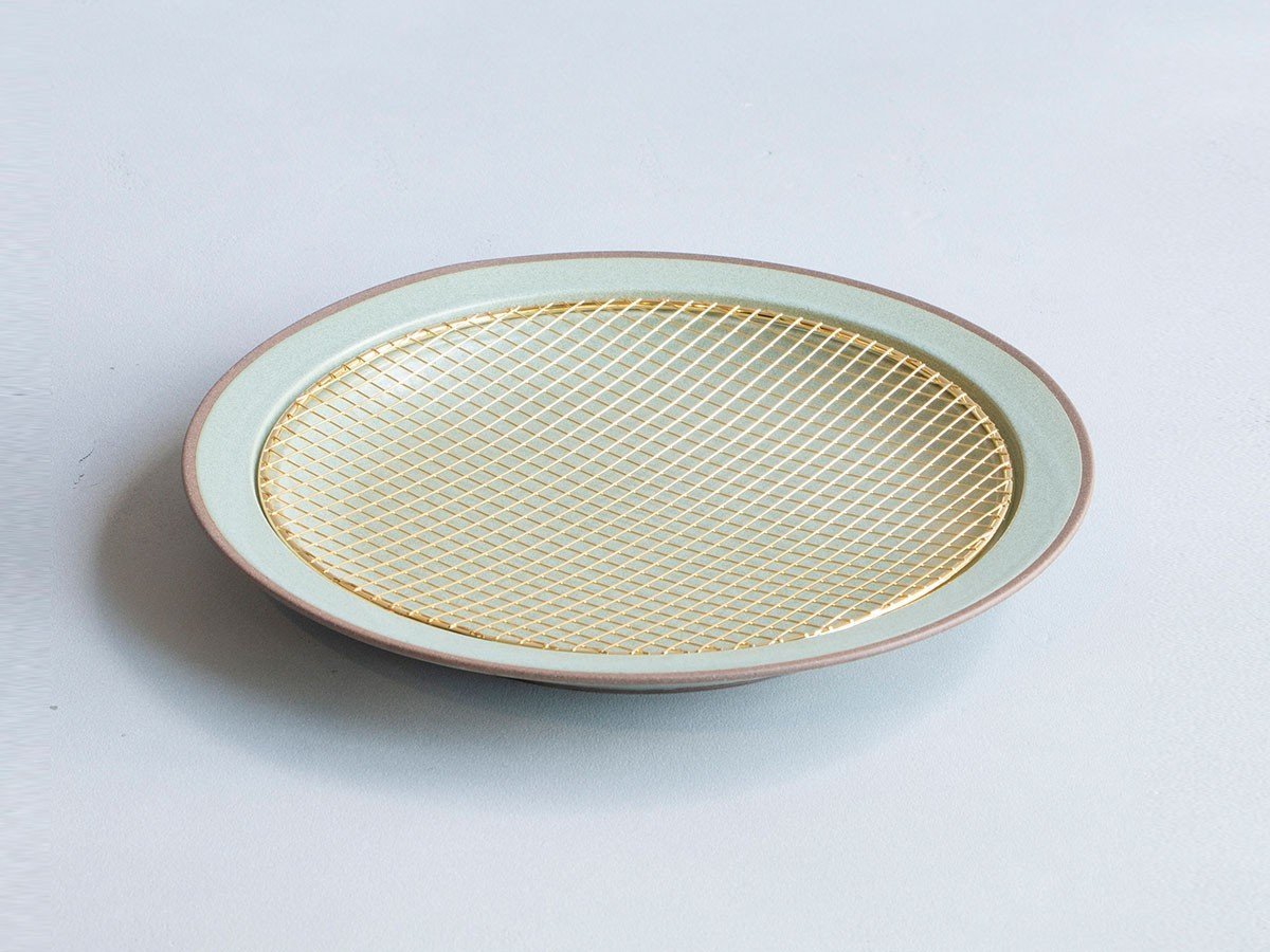 【キキメ/KIKIME / GOODS】のamime / アミメ プレート L 純金網 インテリア・キッズ・メンズ・レディースファッション・服の通販 founy(ファニー) 皿 Plate, Dish テーブル Table, Dining Table なめらか Smooth, Silky Texture プレート Plate, Dish モダン Modern, Contemporary グリーン|ID: prp329100004768460 ipo3291000000034537044