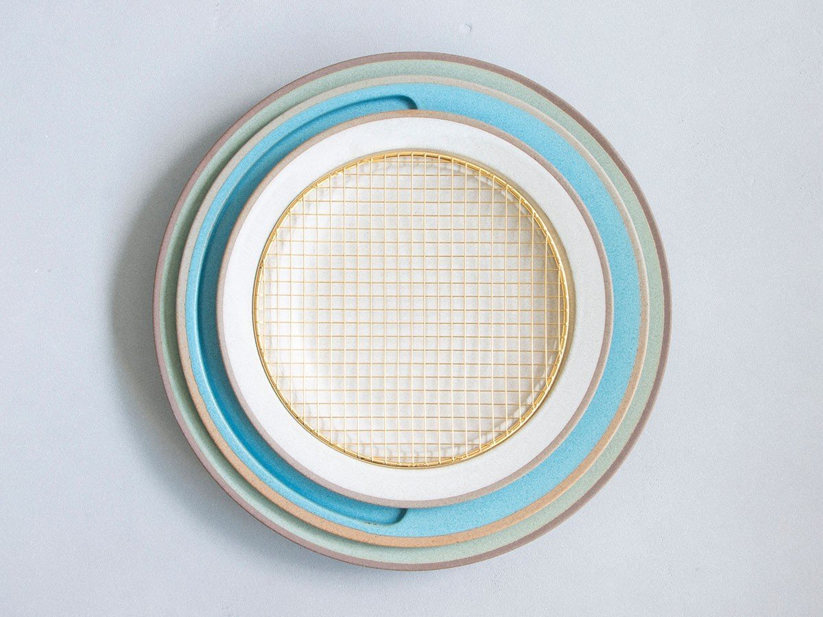 【キキメ/KIKIME / GOODS】のamime / アミメ プレート L 純金網 インテリア・キッズ・メンズ・レディースファッション・服の通販 founy(ファニー) 皿 Plate, Dish テーブル Table, Dining Table なめらか Smooth, Silky Texture プレート Plate, Dish モダン Modern, Contemporary 3サイズ展開です。|ID: prp329100004768460 ipo3291000000034537045