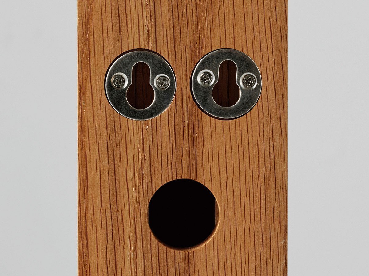 【フライミー ヴェール/FLYMEe vert / GOODS】のWall Clock / ウォールクロック #121608 インテリア・キッズ・メンズ・レディースファッション・服の通販 founy(ファニー) 　送料無料　Free Shipping　ウッド　Wooden Design　スクエア　Square, Square Shape　ドット　Polka Dot, Dot Pattern　フレーム　Frame, Outline　ボックス　Boxy, Box Shape　時計　Watch, Wristwatch　ホーム・キャンプ・アウトドア・お取り寄せ　Home Living / Home & Lifestyle / Camping Gear / Outdoor Camping　家具・インテリア　Home Furniture & Interior. Stylish & Functional Living Spaces　その他 インテリア雑貨、家具　Home Decor & Furniture Extras　側面には、壁掛け用のフック穴が2つと、文字盤を外すための穴が空いています。|ID: prp329100004770396 ipo3291000000034556421