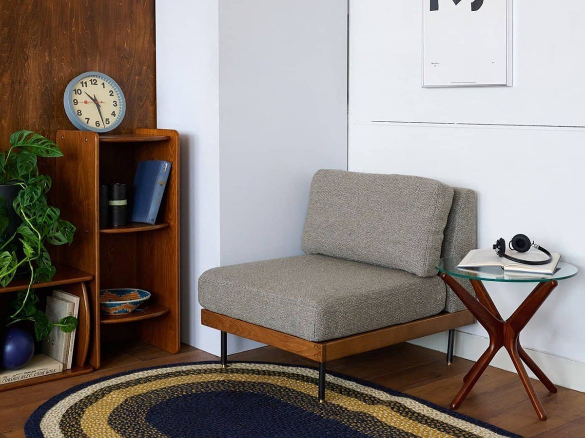 【ジャーナルスタンダード ファニチャー/journal standard Furniture / GOODS】のLILLE SOFA 1P / リル ソファ 1人掛け インテリア・キッズ・メンズ・レディースファッション・服の通販 founy(ファニー) ウッド Wooden Design コンパクト Compact, Small Size シンプル Simple, Minimal スリム Slim, Slim Fit テーブル Table, Dining Table ヴィンテージ Vintage Style ホーム・キャンプ・アウトドア・お取り寄せ Home Living / Home & Lifestyle / Camping Gear / Outdoor Camping 家具・インテリア Home Furniture & Interior. Stylish & Functional Living Spaces ソファー Couches & Sofas 張地:グレー|ID: prp329100004770427 ipo3291000000034556622