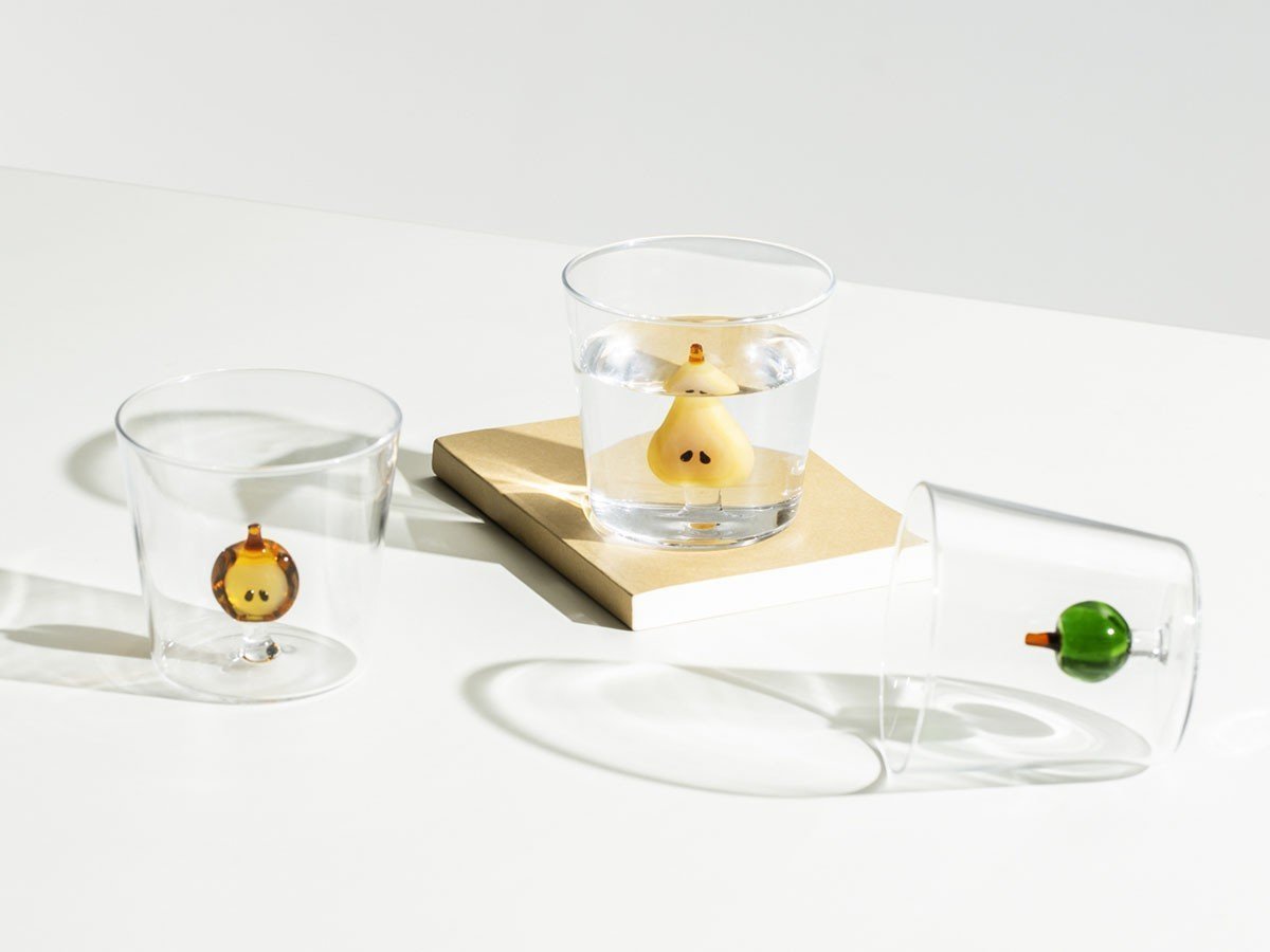 【イッケンドルフ ミラノ/ICHENDORF MILANO / GOODS】のFruits & Flowers Tumbler Pear / フルーツ & フラワーズ タンブラー ペアー 350ml インテリア・キッズ・メンズ・レディースファッション・服の通販 founy(ファニー) ガラス Glass, Glassware グラス Glass, Eyewear タンブラー Tumbler, Travel Mug テーブル Table, Dining Table モチーフ Motif, Design Theme シリーズ参考イメージ|ID: prp329100004771526 ipo3291000000034567344
