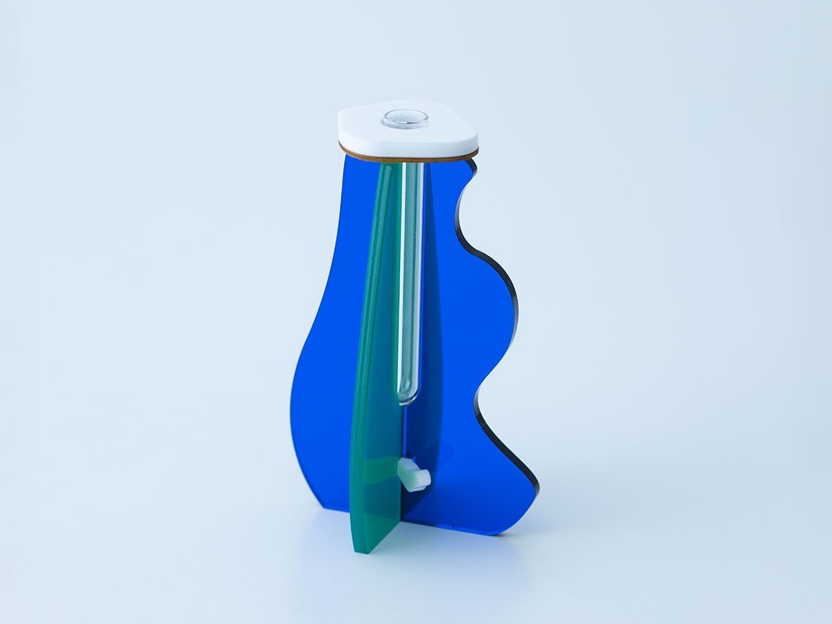 【フライミーアクセソワ/FLYMEe accessoire / GOODS】のplying ICHIRIN VASE plus / プライング 一輪挿し プラス インテリア・キッズ・メンズ・レディースファッション・服の通販 founy(ファニー) 　アクリル　Acrylic Material　ガラス　Glass, Glassware　コンパクト　Compact, Small Size　フラワー　Flower, Floral　プレート　Plate, Dish　レギュラー　Regular, Standard Fit　ホーム・キャンプ・アウトドア・お取り寄せ　Home Living / Home & Lifestyle / Camping Gear / Outdoor Camping　家具・インテリア　Home Furniture & Interior. Stylish & Functional Living Spaces　その他 インテリア雑貨、家具　Home Decor & Furniture Extras　ネイビー|ID: prp329100004773688 ipo3291000000034595548
