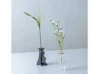 【フライミーアクセソワ/FLYMEe accessoire / GOODS】のplying ICHIRIN VASE monotone / プライング 一輪挿し モノトーン 人気、トレンドファッション・服の通販 founy(ファニー) アクリル Acrylic Material コンパクト Compact, Small Size フラワー Flower, Floral プレート Plate, Dish モノトーン Monotone, Black and White ホーム・キャンプ・アウトドア・お取り寄せ Home Living / Home & Lifestyle / Camping Gear / Outdoor Camping 家具・インテリア Home Furniture & Interior. Stylish & Functional Living Spaces その他 インテリア雑貨、家具 Home Decor & Furniture Extras |ID:prp329100004773690