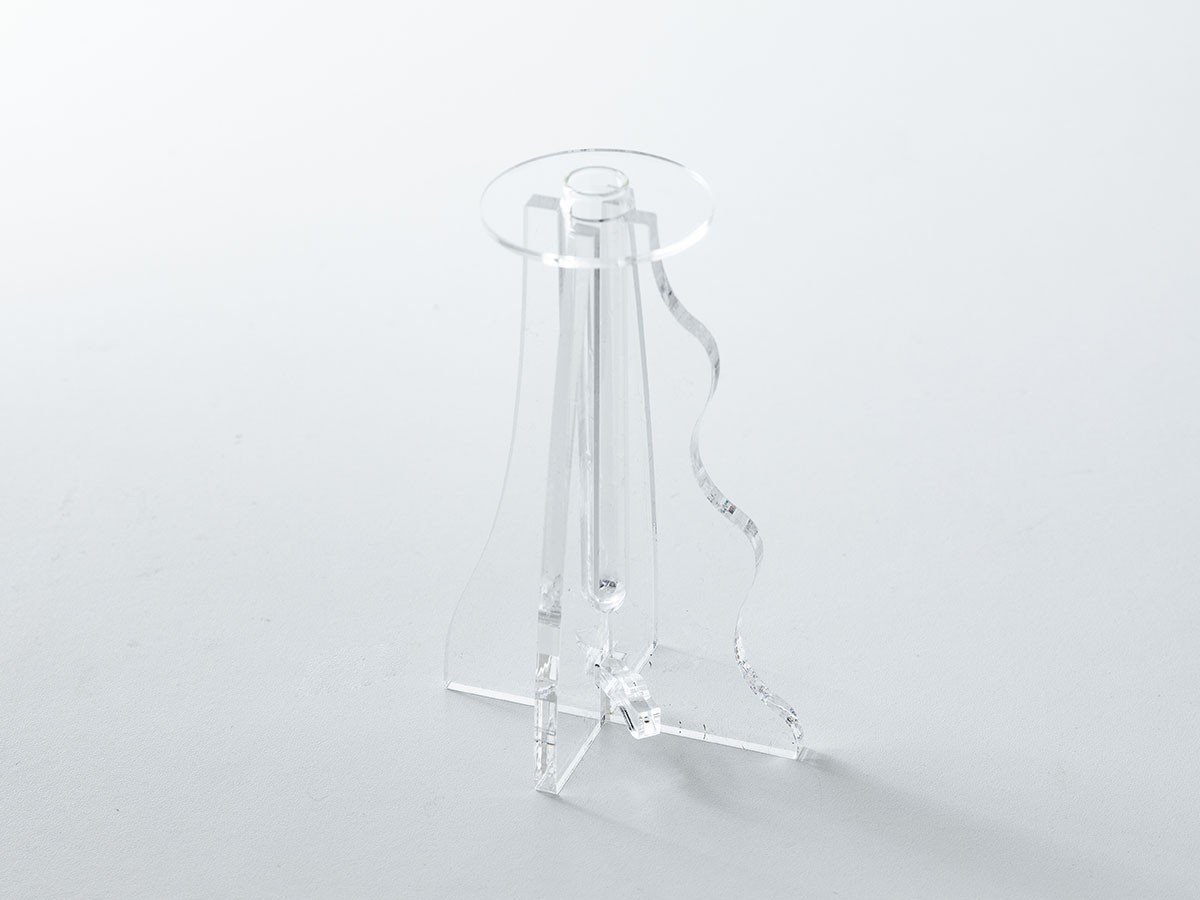 【フライミーアクセソワ/FLYMEe accessoire / GOODS】のplying ICHIRIN VASE monotone / プライング 一輪挿し モノトーン インテリア・キッズ・メンズ・レディースファッション・服の通販 founy(ファニー) 　アクリル　Acrylic Material　コンパクト　Compact, Small Size　フラワー　Flower, Floral　プレート　Plate, Dish　モノトーン　Monotone, Black and White　ホーム・キャンプ・アウトドア・お取り寄せ　Home Living / Home & Lifestyle / Camping Gear / Outdoor Camping　家具・インテリア　Home Furniture & Interior. Stylish & Functional Living Spaces　その他 インテリア雑貨、家具　Home Decor & Furniture Extras　クリア|ID: prp329100004773690 ipo3291000000034595572