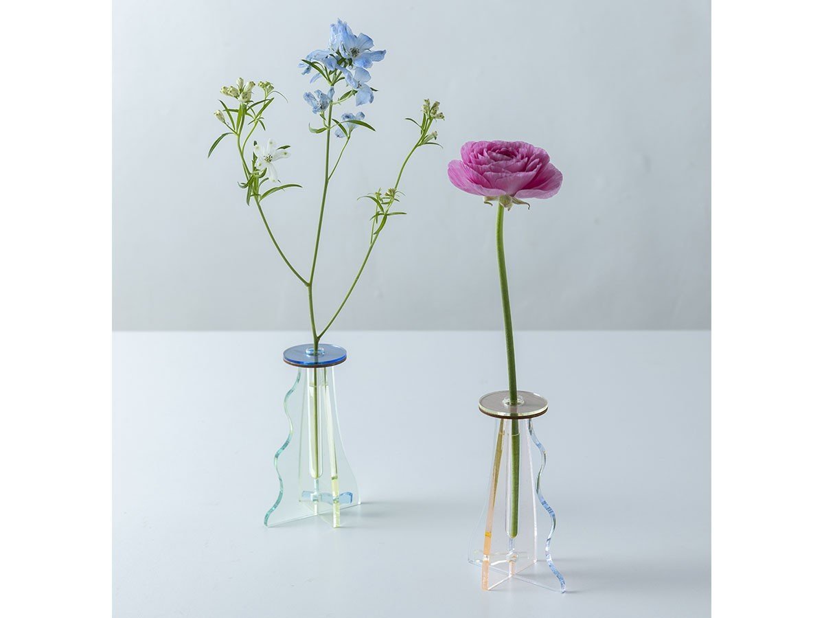 【フライミーアクセソワ/FLYMEe accessoire / GOODS】のplying ICHIRIN VASE pale / プライング 一輪挿し ペール 人気、トレンドファッション・服の通販 founy(ファニー) 　アクリル　Acrylic Material　コンパクト　Compact, Small Size　フラワー　Flower, Floral　プレート　Plate, Dish　ホーム・キャンプ・アウトドア・お取り寄せ　Home Living / Home & Lifestyle / Camping Gear / Outdoor Camping　家具・インテリア　Home Furniture & Interior. Stylish & Functional Living Spaces　その他 インテリア雑貨、家具　Home Decor & Furniture Extras　 other-1|ID: prp329100004773691 ipo3291000000034595576