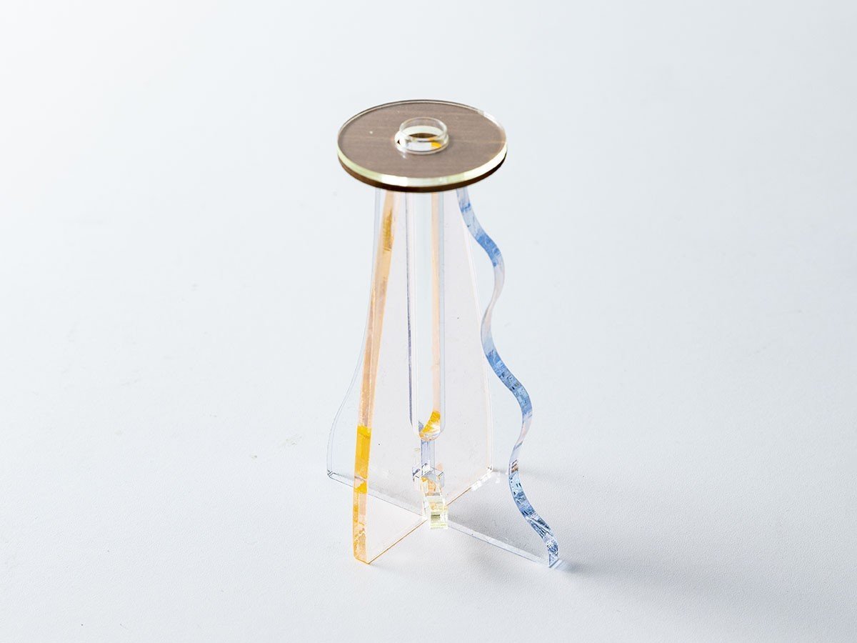 【フライミーアクセソワ/FLYMEe accessoire / GOODS】のplying ICHIRIN VASE pale / プライング 一輪挿し ペール インテリア・キッズ・メンズ・レディースファッション・服の通販 founy(ファニー) 　アクリル　Acrylic Material　コンパクト　Compact, Small Size　フラワー　Flower, Floral　プレート　Plate, Dish　ホーム・キャンプ・アウトドア・お取り寄せ　Home Living / Home & Lifestyle / Camping Gear / Outdoor Camping　家具・インテリア　Home Furniture & Interior. Stylish & Functional Living Spaces　その他 インテリア雑貨、家具　Home Decor & Furniture Extras　ブルー / ピンク|ID: prp329100004773691 ipo3291000000034595578