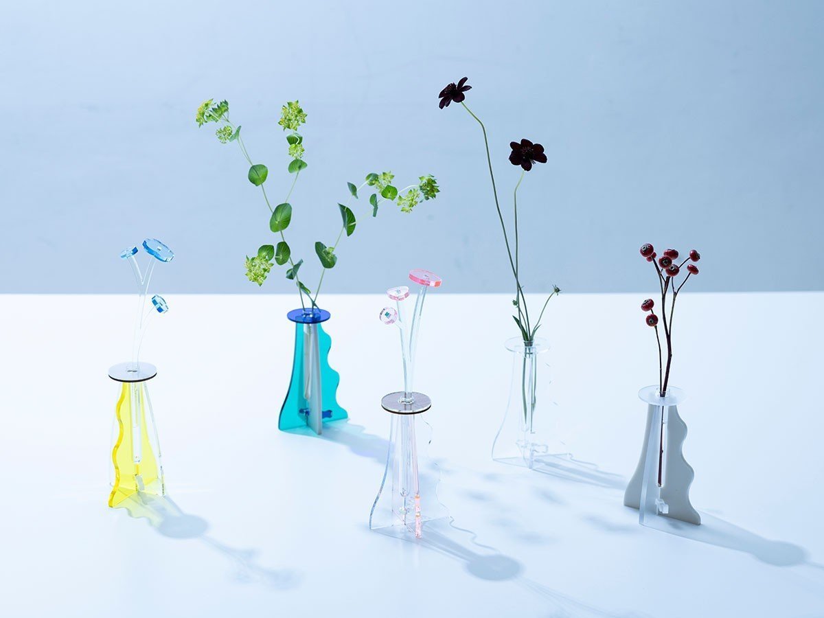 【フライミーアクセソワ/FLYMEe accessoire / GOODS】のplying ICHIRIN VASE pale / プライング 一輪挿し ペール インテリア・キッズ・メンズ・レディースファッション・服の通販 founy(ファニー) 　アクリル　Acrylic Material　コンパクト　Compact, Small Size　フラワー　Flower, Floral　プレート　Plate, Dish　ホーム・キャンプ・アウトドア・お取り寄せ　Home Living / Home & Lifestyle / Camping Gear / Outdoor Camping　家具・インテリア　Home Furniture & Interior. Stylish & Functional Living Spaces　その他 インテリア雑貨、家具　Home Decor & Furniture Extras　参考イメージ|ID: prp329100004773691 ipo3291000000034595586