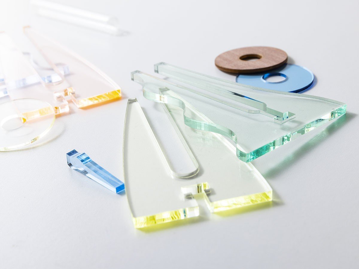 【フライミーアクセソワ/FLYMEe accessoire / GOODS】のplying ICHIRIN VASE colorful / プライング 一輪挿し カラフル インテリア・キッズ・メンズ・レディースファッション・服の通販 founy(ファニー) 　アクリル　Acrylic Material　カラフル　Colorful Design　コンパクト　Compact, Small Size　フラワー　Flower, Floral　プレート　Plate, Dish　ホーム・キャンプ・アウトドア・お取り寄せ　Home Living / Home & Lifestyle / Camping Gear / Outdoor Camping　家具・インテリア　Home Furniture & Interior. Stylish & Functional Living Spaces　その他 インテリア雑貨、家具　Home Decor & Furniture Extras　参考イメージ|ID: prp329100004773692 ipo3291000000034595603