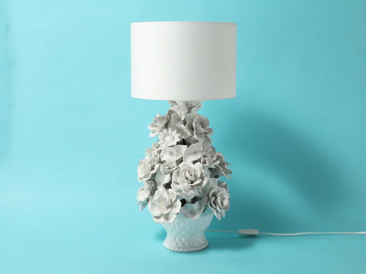 【ロイズ アンティークス/Lloyd's Antiques / GOODS】のReal Antique Flower Porcelain Table Lamp / ベルギーアンティーク家具 フラワーポーセリン テーブルランプ インテリア・キッズ・メンズ・レディースファッション・服の通販 founy(ファニー) 　アンティーク　Antique-Inspired　イタリア　Italy　エレガント 上品　Elegant　テーブル　Table, Dining Table　ホーム・キャンプ・アウトドア・お取り寄せ　Home Living / Home & Lifestyle / Camping Gear / Outdoor Camping　家具・インテリア　Home Furniture & Interior. Stylish & Functional Living Spaces　ライト・照明　Lamps & Lighting Fixtures　-|ID: prp329100004791761 ipo3291000000034768481