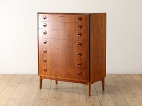 【ロイズ アンティークス/Lloyd's Antiques / GOODS】 Real Antique Kai Kristiansen Chest Of Drawers / デンマークアンティーク家具 カイ・クリスチャンセン チェスト QH008044人気、トレンドファッション・服の通販 founy(ファニー) アンティーク Antique-Inspired ホーム・キャンプ・アウトドア・お取り寄せ Home Living / Home & Lifestyle / Camping Gear / Outdoor Camping 家具・インテリア Home Furniture & Interior. Stylish & Functional Living Spaces 収納家具・キャビネット Storage Furniture チェスト・収納引き出し Drawers / Storage Chest |ID:prp329100004791764