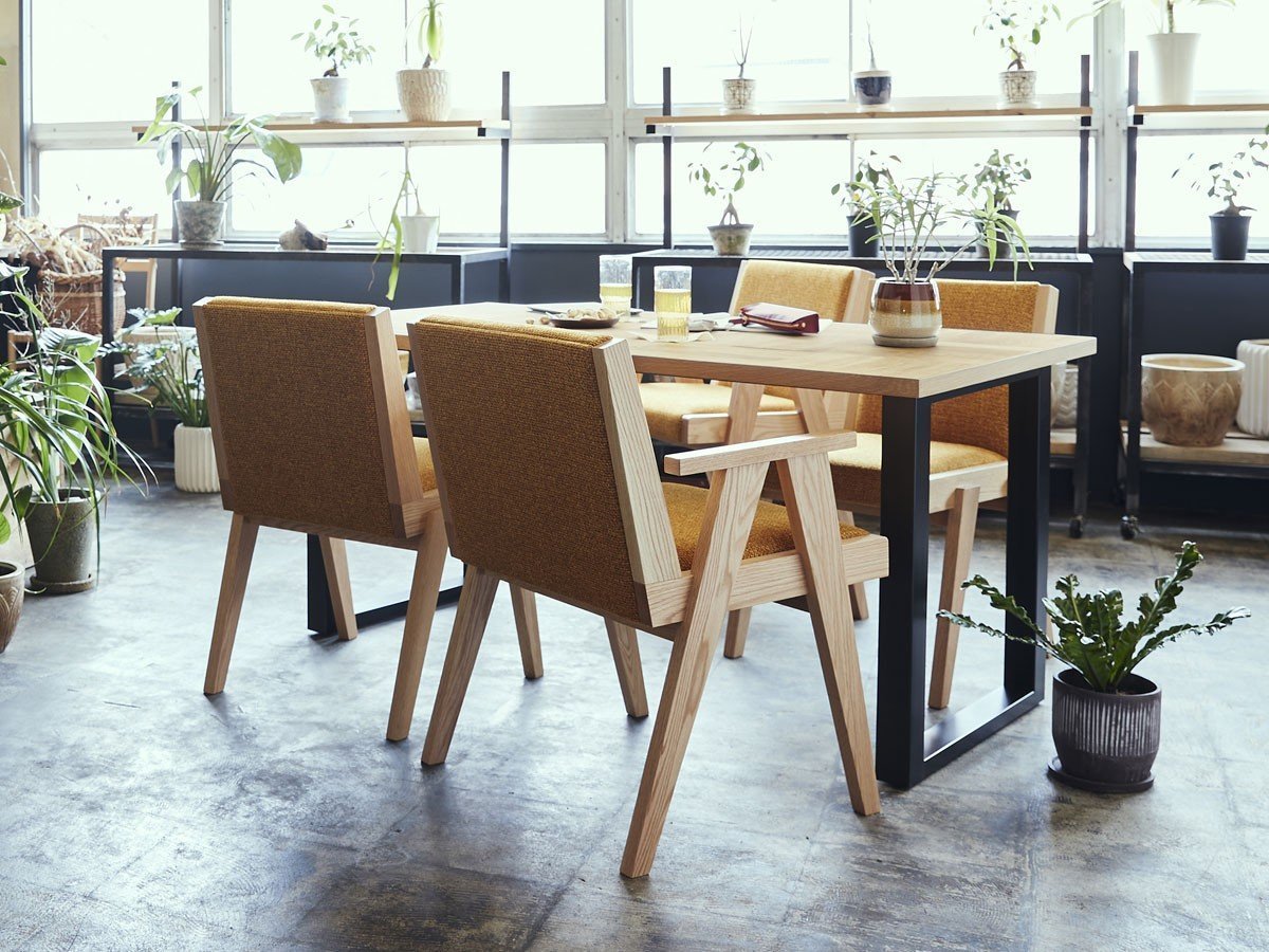 【コッコレ/Coccole / GOODS】のARM CHAIR / アームチェア C274 インテリア・キッズ・メンズ・レディースファッション・服の通販 founy(ファニー) 　送料無料　Free Shipping　フレーム　Frame, Outline　エレガント 上品　Elegant　ホーム・キャンプ・アウトドア・お取り寄せ　Home Living / Home & Lifestyle / Camping Gear / Outdoor Camping　家具・インテリア　Home Furniture & Interior. Stylish & Functional Living Spaces　チェア・椅子　Seating & Chairs　ダイニングチェア・木製チェア　Dining Chairs　ホーム・キャンプ・アウトドア・お取り寄せ　Home Living / Home & Lifestyle / Camping Gear / Outdoor Camping　家具・インテリア　Home Furniture & Interior. Stylish & Functional Living Spaces　チェア・椅子　Seating & Chairs　アームチェア・アクセントチェア　Armchairs & Accent Chairs　張地:バトン マスタード(ランクE)、フレームクリア|ID: prp329100004796209 ipo3291000000034876683