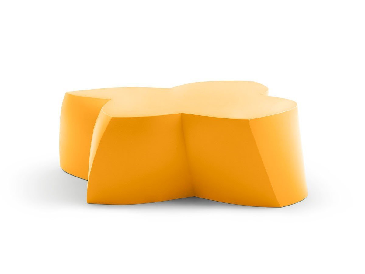 【その他のブランド/Other】のGehry Coffee Table / ゲーリー コーヒーテーブル インテリア・キッズ・メンズ・レディースファッション・服の通販 founy(ファニー) 　テーブル　Table, Dining Table　フォルム　Silhouette, Form　ホーム・キャンプ・アウトドア・お取り寄せ　Home Living / Home & Lifestyle / Camping Gear / Outdoor Camping　家具・インテリア　Home Furniture & Interior. Stylish & Functional Living Spaces　テーブル　Dining, Coffee & Side Tables　ローテーブル・センターテーブル　Coffee & Center Tables　イエロー|ID: prp329100004817222 ipo3291000000034992470