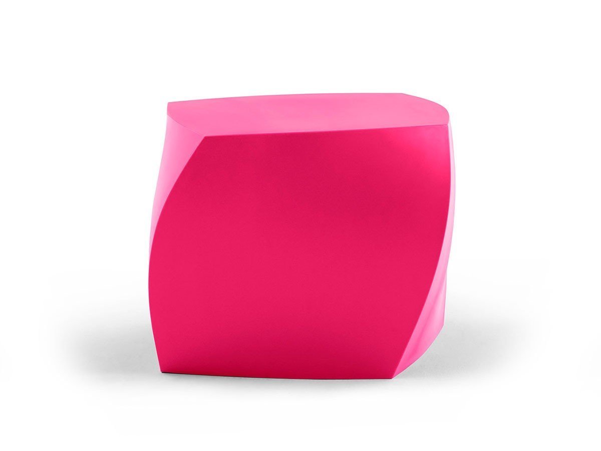 【ヘラー/Heller / GOODS】のGehry Left Twist Cube / ゲーリー レフト ツイスト キューブ インテリア・キッズ・メンズ・レディースファッション・服の通販 founy(ファニー) 　ツイスト　Tweed, Tweed Fabric　フォルム　Silhouette, Form　送料無料　Free Shipping　マゼンタ|ID: prp329100004817225 ipo3291000000035329446