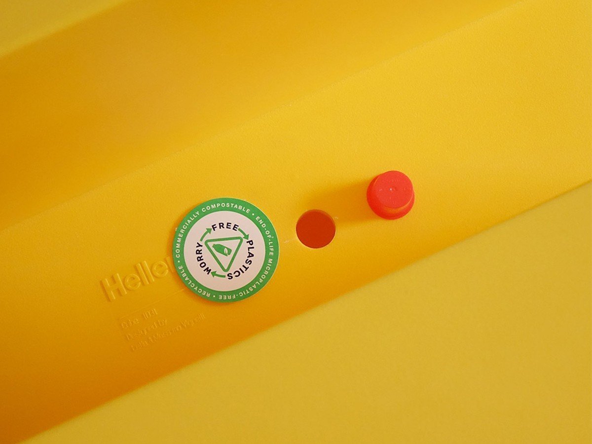 【ヘラー/Heller / GOODS】のVignelli Medium Bench / ヴィネリ ミディアムベンチ インテリア・キッズ・メンズ・レディースファッション・服の通販 founy(ファニー) 　イタリア　Italy　モダン　Modern, Contemporary　送料無料　Free Shipping　底面の蓋付き挿入口から乾燥砂を入れることで重さが増し、風で飛ばされにくくなります。|ID: prp329100004817232 ipo3291000000035329527