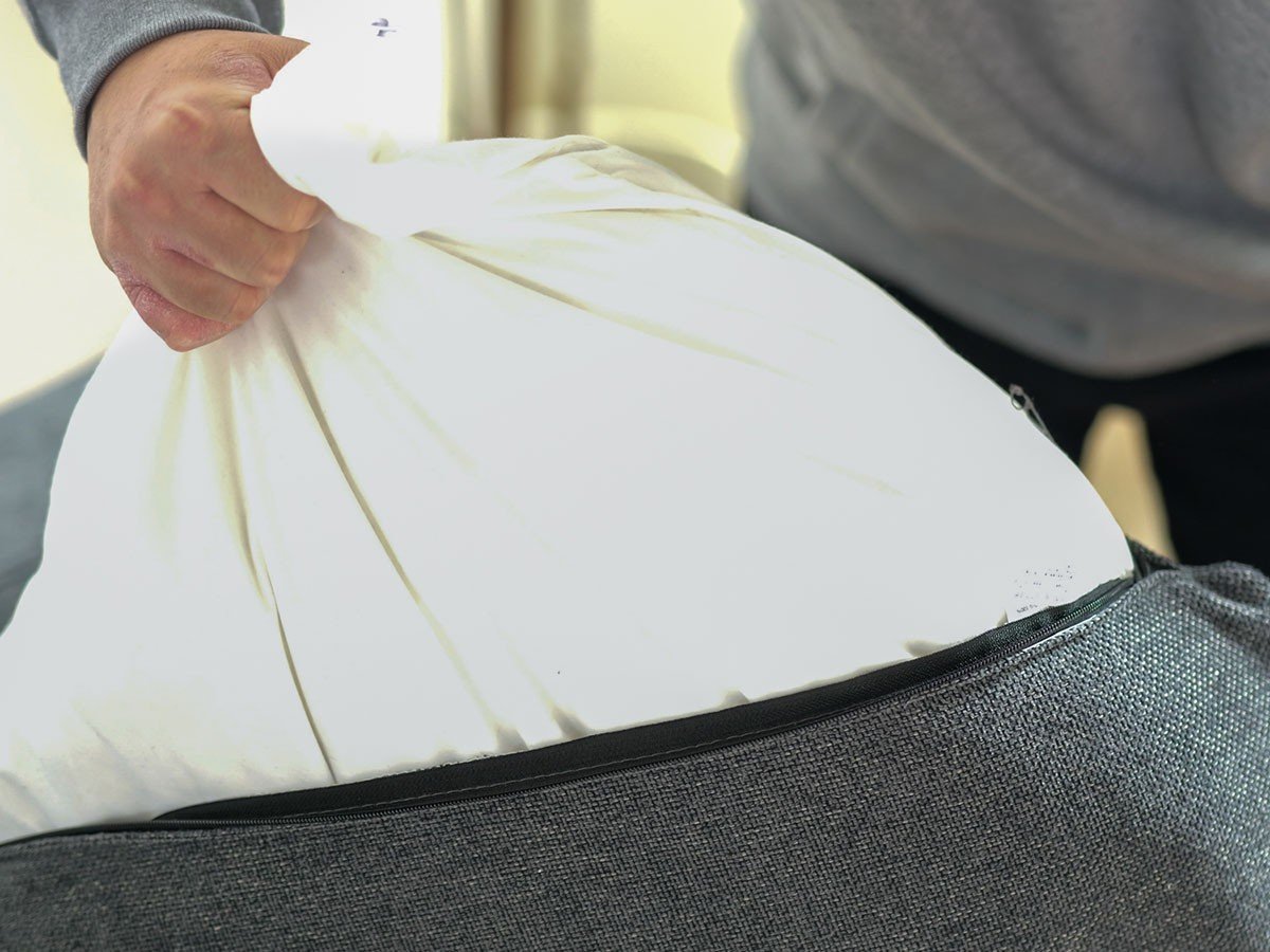 【フミ/Fumi / GOODS】のながら時間を楽しむソファ +pet / ながら時間を楽しむソファ(ペット対応生地) インテリア・キッズ・メンズ・レディースファッション・服の通販 founy(ファニー) 　クッション　Cushion, Throw Pillow　シンプル　Simple, Minimal　スマート　Smart, Elegant　テーブル　Table, Dining Table　バランス　Balance, Style Balance　フェザー　Feather, Feather Detail　犬　Dog　ホーム・キャンプ・アウトドア・お取り寄せ　Home Living / Home & Lifestyle / Camping Gear / Outdoor Camping　家具・インテリア　Home Furniture & Interior. Stylish & Functional Living Spaces　その他 インテリア雑貨、家具　Home Decor & Furniture Extras　参考イメージ|ID: prp329100004817270 ipo3291000000034992946