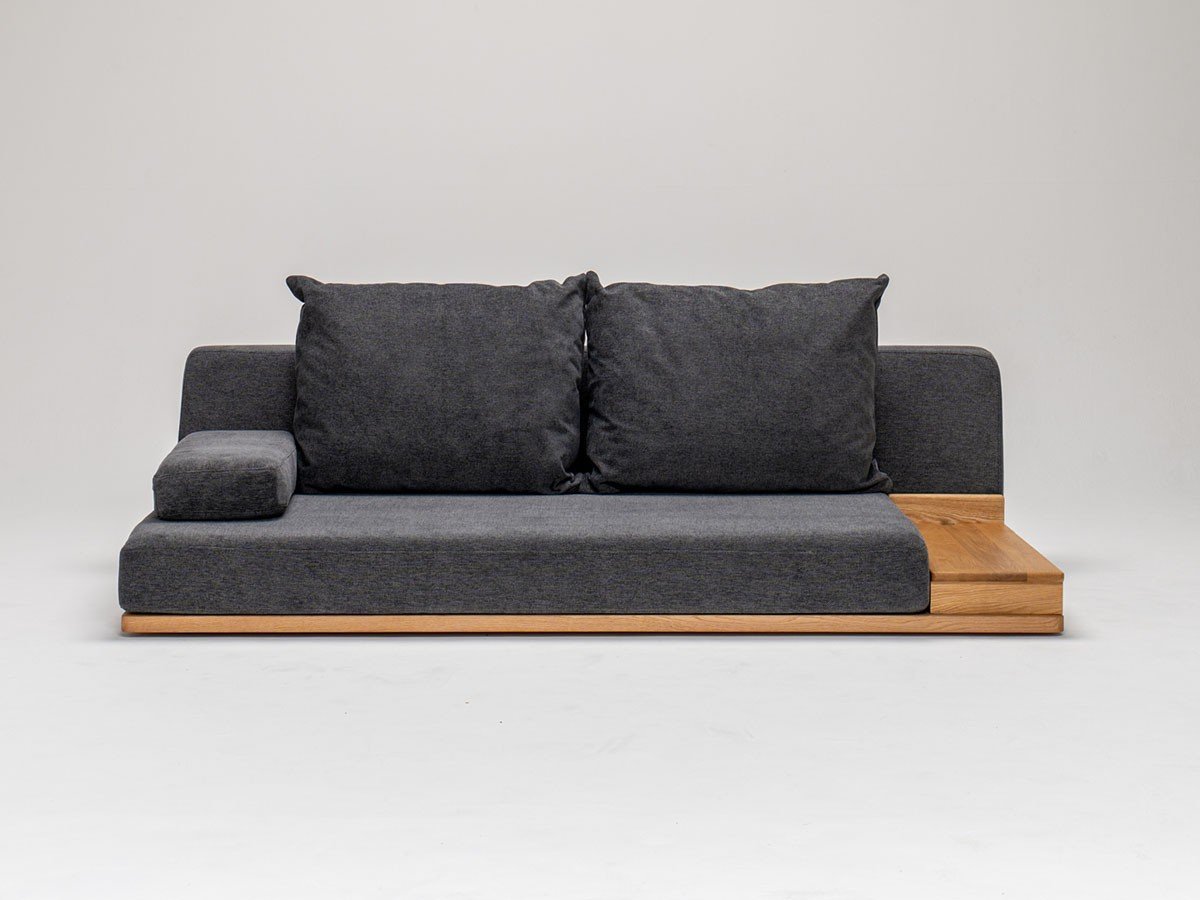 【フミ/Fumi / GOODS】のながら時間を楽しむソファ +pet / ながら時間を楽しむソファ(ペット対応生地) インテリア・キッズ・メンズ・レディースファッション・服の通販 founy(ファニー) 　クッション　Cushion, Throw Pillow　シンプル　Simple, Minimal　スマート　Smart, Elegant　テーブル　Table, Dining Table　バランス　Balance, Style Balance　フェザー　Feather, Feather Detail　犬　Dog　ホーム・キャンプ・アウトドア・お取り寄せ　Home Living / Home & Lifestyle / Camping Gear / Outdoor Camping　家具・インテリア　Home Furniture & Interior. Stylish & Functional Living Spaces　その他 インテリア雑貨、家具　Home Decor & Furniture Extras　参考イメージ|ID: prp329100004817270 ipo3291000000034992959