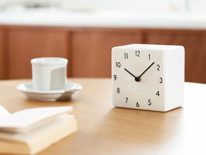 【フライミーパーラー/FLYMEe Parlor / GOODS】のTable Clock / テーブルクロック #121973 インテリア・キッズ・メンズ・レディースファッション・服の通販 founy(ファニー) https://founy.com/ 送料無料 Free Shipping テーブル Table, Dining Table 時計 Watch, Wristwatch ホーム・キャンプ・アウトドア・お取り寄せ Home Living / Home & Lifestyle / Camping Gear / Outdoor Camping 家具・インテリア Home Furniture & Interior. Stylish & Functional Living Spaces その他 インテリア雑貨、家具 Home Decor & Furniture Extras |ID: prp329100004832130 ipo3291000000035184652