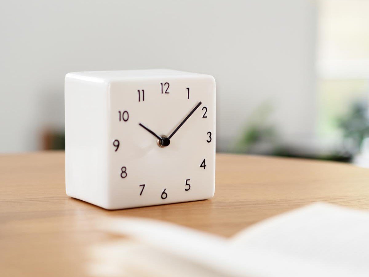 【フライミーパーラー/FLYMEe Parlor / GOODS】のTable Clock / テーブルクロック #121973 インテリア・キッズ・メンズ・レディースファッション・服の通販 founy(ファニー) 　送料無料　Free Shipping　テーブル　Table, Dining Table　時計　Watch, Wristwatch　ホーム・キャンプ・アウトドア・お取り寄せ　Home Living / Home & Lifestyle / Camping Gear / Outdoor Camping　家具・インテリア　Home Furniture & Interior. Stylish & Functional Living Spaces　その他 インテリア雑貨、家具　Home Decor & Furniture Extras　墨 / sumi|ID: prp329100004832130 ipo3291000000035184657