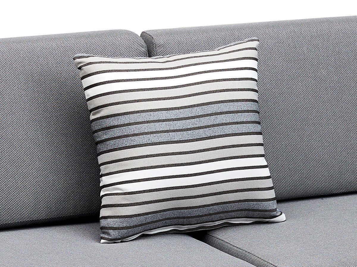 【その他のブランド/Other】のCARRIBEAN Sofa / カリビアン 305110 ソファ アームレス インテリア・キッズ・メンズ・レディースファッション・服の通販 founy(ファニー) 　ガーデン　Garden, Gardening　クッション　Cushion, Throw Pillow　シルバー　Silver, Metallic Silver　ファブリック　Fabric, Textile　フレーム　Frame, Outline　ミドル　Middle Length, Mid Height　モダン　Modern, Contemporary　ラグジュアリー　Luxury, Elegant　リゾート　Resort, Vacation Style　クッションが1点付属します。|ID: prp329100004832939 ipo3291000000035329809