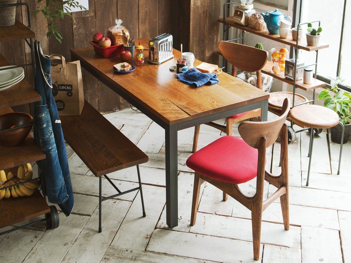 【スウィッチ/SWITCH / GOODS】のKarl dining chair / カール ダイニングチェア インテリア・キッズ・メンズ・レディースファッション・服の通販 founy(ファニー) 　送料無料　Free Shipping　コンパクト　Compact, Small Size　ホーム・キャンプ・アウトドア・お取り寄せ　Home Living / Home & Lifestyle / Camping Gear / Outdoor Camping　家具・インテリア　Home Furniture & Interior. Stylish & Functional Living Spaces　チェア・椅子　Seating & Chairs　ダイニングチェア・木製チェア　Dining Chairs　張地:L-1 プレザント レッド|ID: prp329100004846462 ipo3291000000035371149