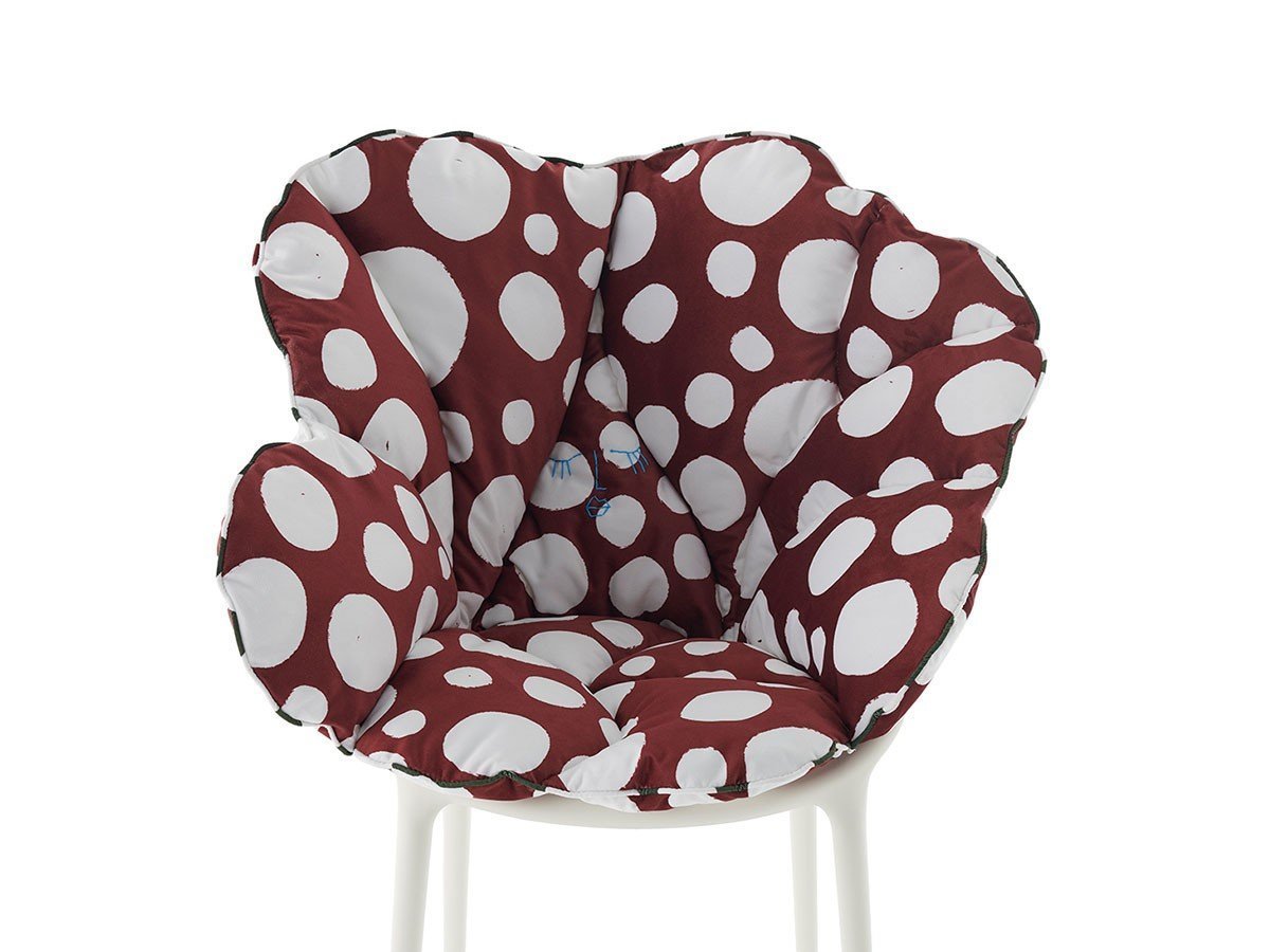 【カルテル/Kartell / GOODS】のAlice s Flowers Cushion / アリスズフラワーズクッション インテリア・キッズ・メンズ・レディースファッション・服の通販 founy(ファニー) アクセサリー Fashion Accessories クッション Cushion, Throw Pillow ストライプ Stripe, Striped Pattern ドット Polka Dot, Dot Pattern パイピング Piping, Trim Design フォルム Silhouette, Form 送料無料 Free Shipping ホーム・キャンプ・アウトドア・お取り寄せ Home Living / Home & Lifestyle / Camping Gear / Outdoor Camping 家具・インテリア Home Furniture & Interior. Stylish & Functional Living Spaces その他 インテリア雑貨、家具 Home Decor & Furniture Extras レッドポルカドット|ID: prp329100004849341 ipo3291000000035476265