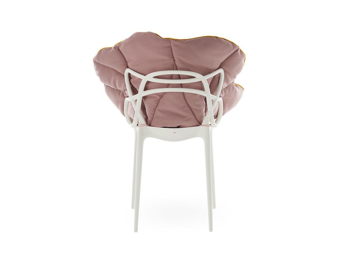 【カルテル/Kartell / GOODS】のAlice s Flowers Cushion / アリスズフラワーズクッション インテリア・キッズ・メンズ・レディースファッション・服の通販 founy(ファニー) アクセサリー Fashion Accessories クッション Cushion, Throw Pillow ストライプ Stripe, Striped Pattern ドット Polka Dot, Dot Pattern パイピング Piping, Trim Design フォルム Silhouette, Form 送料無料 Free Shipping ホーム・キャンプ・アウトドア・お取り寄せ Home Living / Home & Lifestyle / Camping Gear / Outdoor Camping 家具・インテリア Home Furniture & Interior. Stylish & Functional Living Spaces その他 インテリア雑貨、家具 Home Decor & Furniture Extras 組合せ例:マスターズ(ホワイト)+ 本商品(ピンク)|ID: prp329100004849341 ipo3291000000035476288