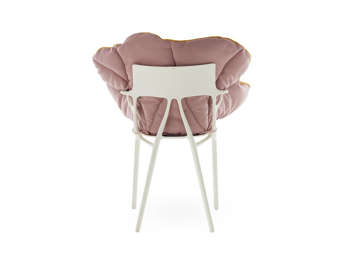 【カルテル/Kartell / GOODS】のAlice s Flowers Cushion / アリスズフラワーズクッション インテリア・キッズ・メンズ・レディースファッション・服の通販 founy(ファニー) アクセサリー Fashion Accessories クッション Cushion, Throw Pillow ストライプ Stripe, Striped Pattern ドット Polka Dot, Dot Pattern パイピング Piping, Trim Design フォルム Silhouette, Form 送料無料 Free Shipping ホーム・キャンプ・アウトドア・お取り寄せ Home Living / Home & Lifestyle / Camping Gear / Outdoor Camping 家具・インテリア Home Furniture & Interior. Stylish & Functional Living Spaces その他 インテリア雑貨、家具 Home Decor & Furniture Extras 組合せ例:エーアイ(ホワイト)+ 本商品(ピンク)|ID: prp329100004849341 ipo3291000000035476291