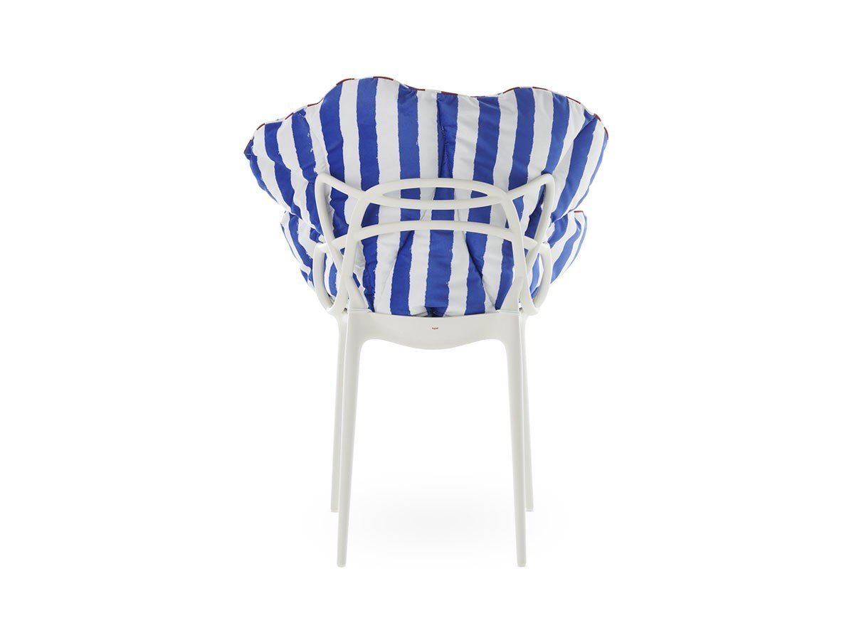 【カルテル/Kartell / GOODS】のAlice s Flowers Cushion / アリスズフラワーズクッション インテリア・キッズ・メンズ・レディースファッション・服の通販 founy(ファニー) アクセサリー Fashion Accessories クッション Cushion, Throw Pillow ストライプ Stripe, Striped Pattern ドット Polka Dot, Dot Pattern パイピング Piping, Trim Design フォルム Silhouette, Form 送料無料 Free Shipping ホーム・キャンプ・アウトドア・お取り寄せ Home Living / Home & Lifestyle / Camping Gear / Outdoor Camping 家具・インテリア Home Furniture & Interior. Stylish & Functional Living Spaces その他 インテリア雑貨、家具 Home Decor & Furniture Extras 組合せ例:マスターズ(ホワイト)+ 本商品(ブルーストライプ)|ID: prp329100004849341 ipo3291000000035476304