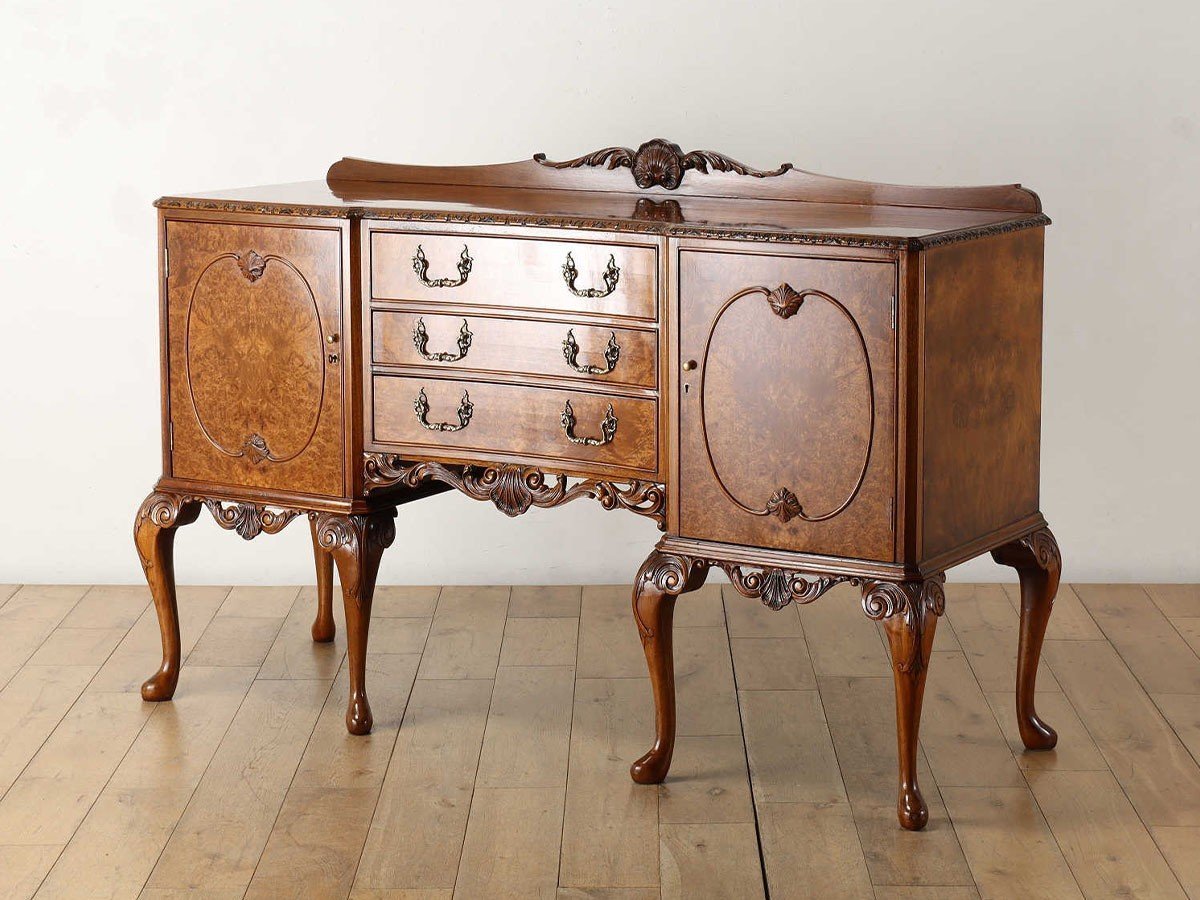 【ロイズ アンティークス/Lloyd's Antiques / GOODS】のReal Antique Q/A Sideboard / 英国アンティーク家具 Q/Aサイドボード 人気、トレンドファッション・服の通販 founy(ファニー) 　アンティーク　Antique-Inspired　猫　Cat, Kitty　ホーム・キャンプ・アウトドア・お取り寄せ　Home Living / Home & Lifestyle / Camping Gear / Outdoor Camping　家具・インテリア　Home Furniture & Interior. Stylish & Functional Living Spaces　収納家具・キャビネット　Storage Furniture　サイドボード・リビング収納　Cabinet / Storage Cabinet　 other-1|ID: prp329100004851331 ipo3291000000035584577