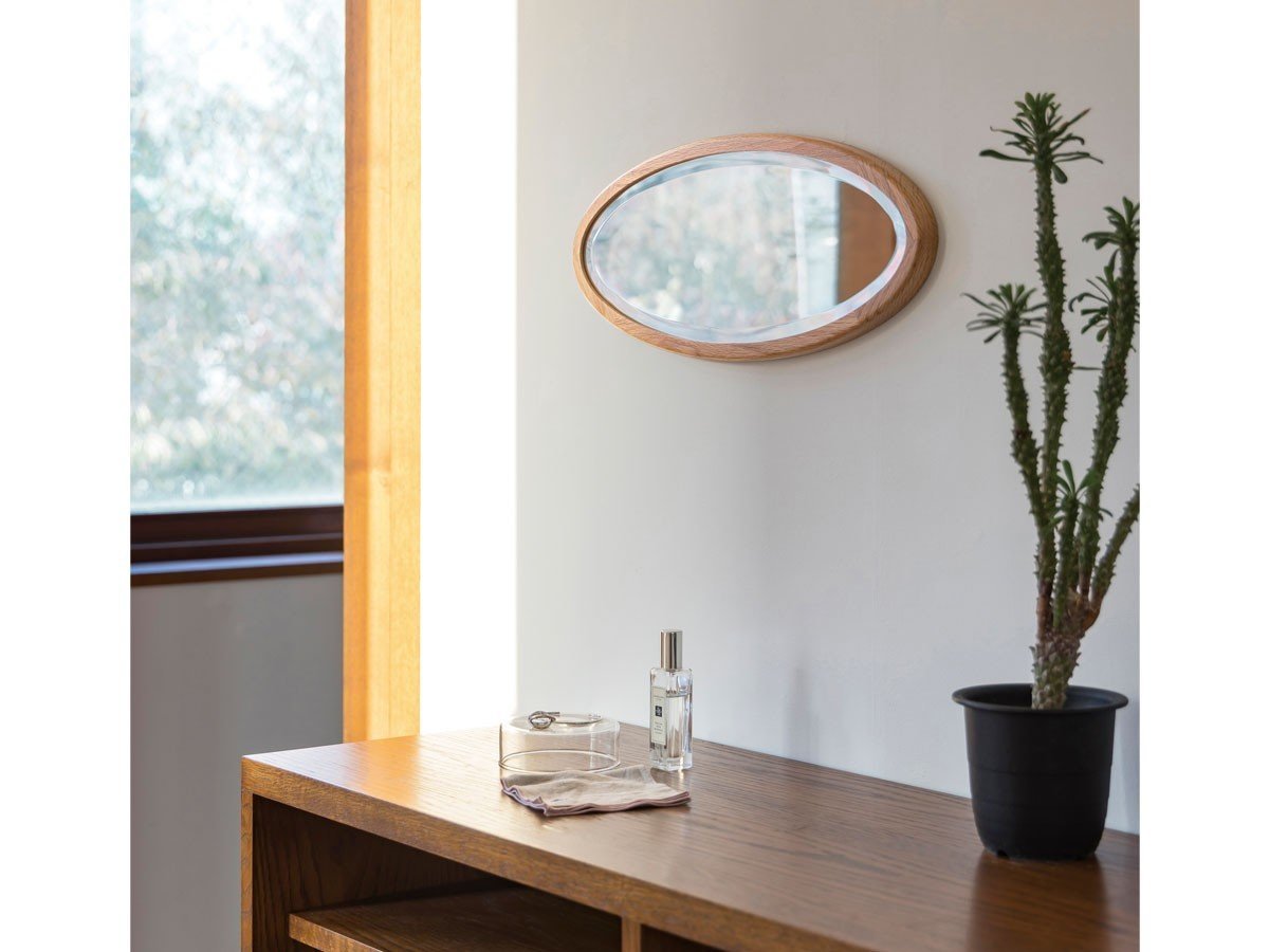 【フライミー ヴェール/FLYMEe vert / GOODS】のMirror / ミラー #122300 インテリア・キッズ・メンズ・レディースファッション・服の通販 founy(ファニー) 　送料無料　Free Shipping　アンティーク　Antique-Inspired　ウッド　Wooden Design　オーバル　Oval Design　カッティング　Cutting Detail　シェイプ　Shape, Slim Fit　スリム　Slim, Slim Fit　フレンチ　French, French Style　フレーム　Frame, Outline　モチーフ　Motif, Design Theme　ヴィンテージ　Vintage Style　ホーム・キャンプ・アウトドア・お取り寄せ　Home Living / Home & Lifestyle / Camping Gear / Outdoor Camping　家具・インテリア　Home Furniture & Interior. Stylish & Functional Living Spaces　ミラー・ドレッサー　Mirrors & Dressers　壁掛けミラー・全身鏡・スタンドミラー　Wall Mirror　ホーム・キャンプ・アウトドア・お取り寄せ　Home Living / Home & Lifestyle / Camping Gear / Outdoor Camping　家具・インテリア　Home Furniture & Interior. Stylish & Functional Living Spaces　ミラー・ドレッサー　Mirrors & Dressers　ドレッサー・ミラー付き化粧台　Vanity Table for Bedroom　縦横どちらでも取付可能です。|ID: prp329100004859782 ipo3291000000035962588
