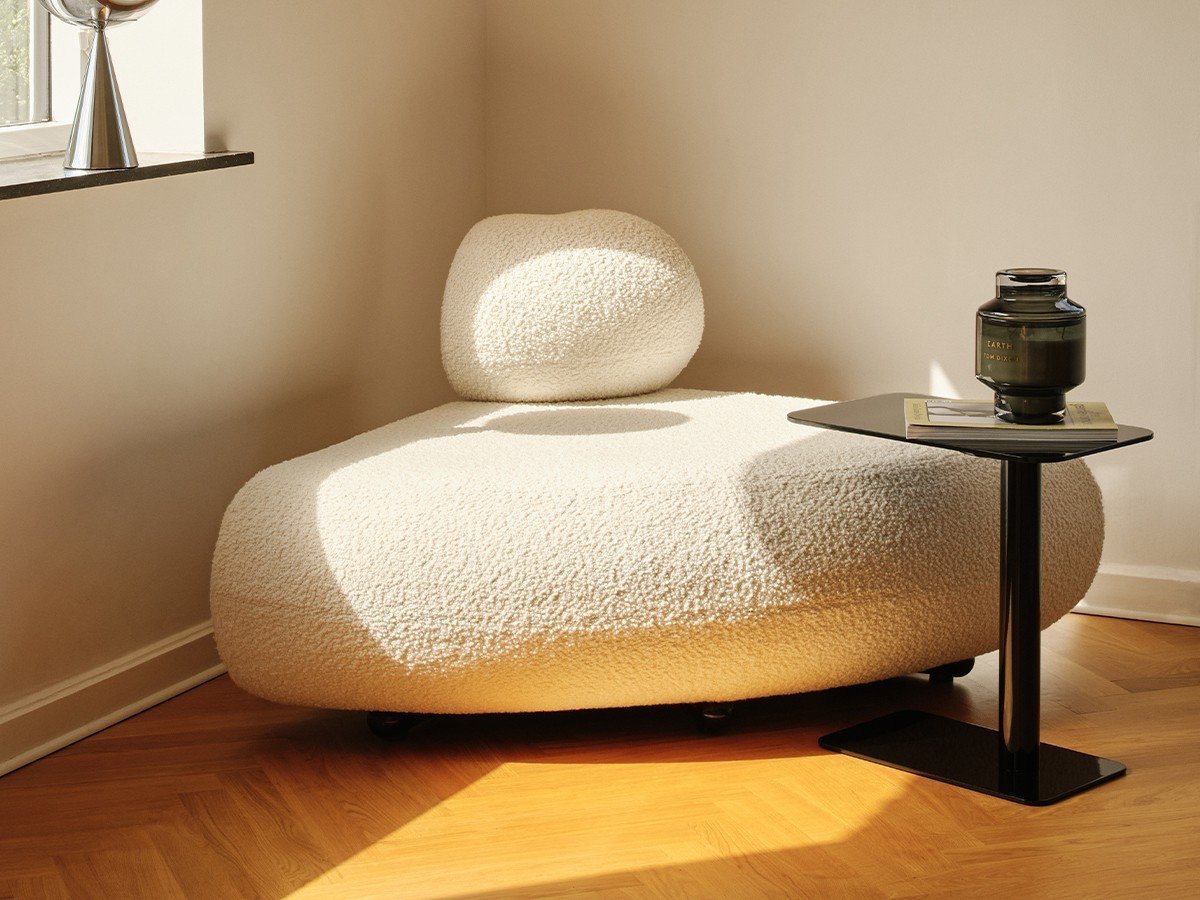 【トム ディクソン/Tom Dixon / GOODS】のFat Sofa Outside Sweeping Corner / ファット ソファ アウトサイド スウィーピングコーナー インテリア・キッズ・メンズ・レディースファッション・服の通販 founy(ファニー) 　フォルム　Silhouette, Form　ホーム・キャンプ・アウトドア・お取り寄せ　Home Living / Home & Lifestyle / Camping Gear / Outdoor Camping　家具・インテリア　Home Furniture & Interior. Stylish & Functional Living Spaces　ソファー　Couches & Sofas　-|ID: prp329100004868645 ipo3291000000036280339