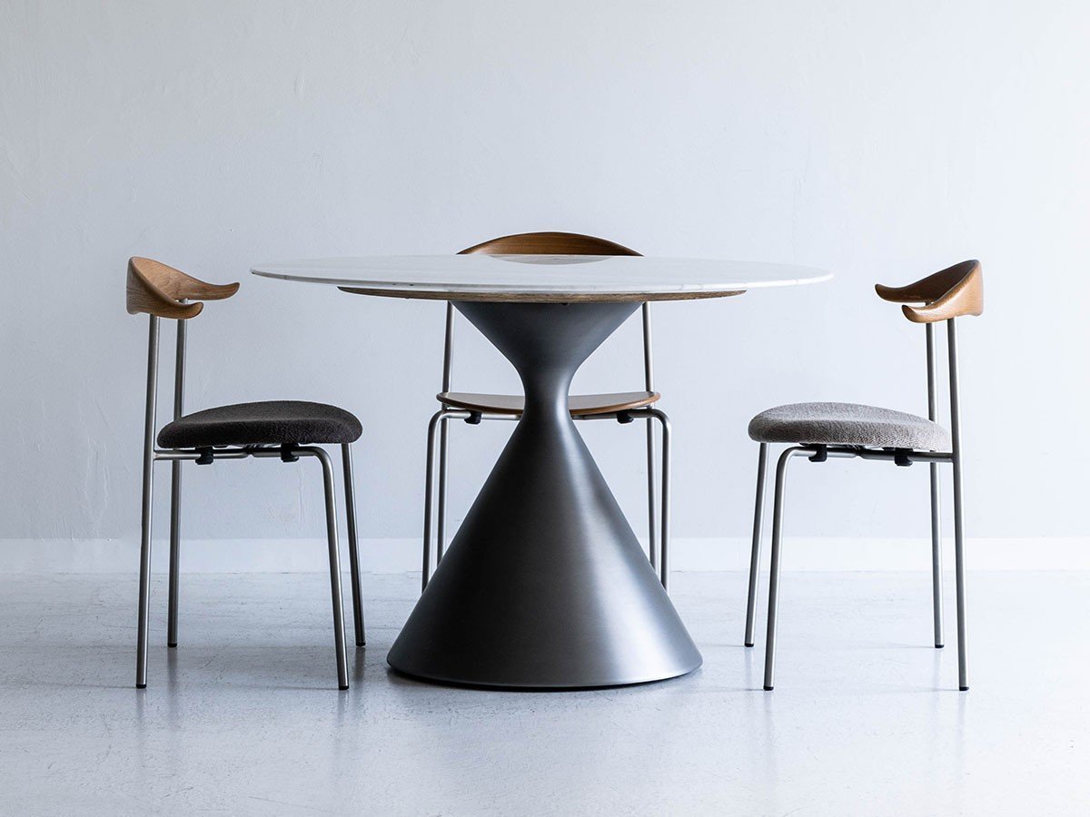 【ノットアンティークス/knot antiques / CRASH GATE / GOODS】のVICTA DINING TABLE / ビクタ ダイニングテーブル 直径110cm インテリア・キッズ・メンズ・レディースファッション・服の通販 founy(ファニー) 　テーブル　Table, Dining Table　フォルム　Silhouette, Form　モダン　Modern, Contemporary　ラウンド　Round, Round Neck　台形　A-Line, Trapezoid Shape　ホーム・キャンプ・アウトドア・お取り寄せ　Home Living / Home & Lifestyle / Camping Gear / Outdoor Camping　家具・インテリア　Home Furniture & Interior. Stylish & Functional Living Spaces　テーブル　Dining, Coffee & Side Tables　ダイニングテーブル・食卓テーブル　Dining Tables　参考イメージ|ID: prp329100004877049 ipo3291000000036378840