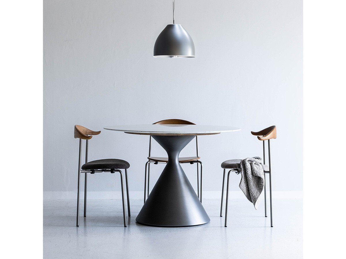 【ノットアンティークス/knot antiques / CRASH GATE / GOODS】のVICTA DINING TABLE / ビクタ ダイニングテーブル 直径110cm インテリア・キッズ・メンズ・レディースファッション・服の通販 founy(ファニー) 　テーブル　Table, Dining Table　フォルム　Silhouette, Form　モダン　Modern, Contemporary　ラウンド　Round, Round Neck　台形　A-Line, Trapezoid Shape　ホーム・キャンプ・アウトドア・お取り寄せ　Home Living / Home & Lifestyle / Camping Gear / Outdoor Camping　家具・インテリア　Home Furniture & Interior. Stylish & Functional Living Spaces　テーブル　Dining, Coffee & Side Tables　ダイニングテーブル・食卓テーブル　Dining Tables　参考イメージ|ID: prp329100004877049 ipo3291000000036378842