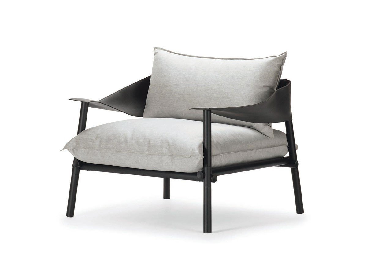 【エムエム/emuemu / GOODS】のTerramare 1P Sofa / テラマーレ 1人掛けソファ インテリア・キッズ・メンズ・レディースファッション・服の通販 founy(ファニー) 　送料無料　Free Shipping　アウトドア　Outdoor Clothing　エレガント 上品　Elegant　クッション　Cushion, Throw Pillow　シンプル　Simple, Minimal　ビンテージ　Vintage, Retro Style　ファブリック　Fabric, Textile　フェイクレザー　Faux Leather, PU Leather　フレーム　Frame, Outline　ホーム・キャンプ・アウトドア・お取り寄せ　Home Living / Home & Lifestyle / Camping Gear / Outdoor Camping　家具・インテリア　Home Furniture & Interior. Stylish & Functional Living Spaces　ソファー　Couches & Sofas　ネオブラック|ID: prp329100004878167 ipo3291000000036390810