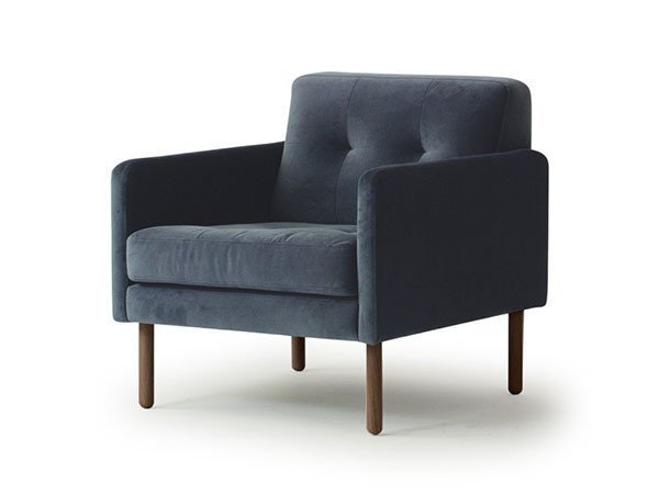 【ウドゥン ストーリーズ/WOODEN STORIES / GOODS】のORPHAN sofa / オーファン 1人掛けソファ インテリア・キッズ・メンズ・レディースファッション・服の通販 founy(ファニー) 　クッション　Cushion, Throw Pillow　メタル　Metal, Metal Parts　モダン　Modern, Contemporary　定番　Standard, Basic Item　ホーム・キャンプ・アウトドア・お取り寄せ　Home Living / Home & Lifestyle / Camping Gear / Outdoor Camping　家具・インテリア　Home Furniture & Interior. Stylish & Functional Living Spaces　ソファー　Couches & Sofas　張地:velutto 118-116 graphite(レンジ1)、脚部ウォールナット|ID: prp329100004880185 ipo3291000000036420523