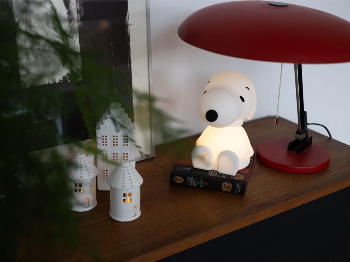 【ミスターマリア/Mr Maria / GOODS】のFirst Light Snoopy / ファーストライト スヌーピー インテリア・キッズ・メンズ・レディースファッション・服の通販 founy(ファニー) 　キャラクター　Character, Licensed Characters　クール　Cool, Chic　軽量　Lightweight, Ultra Light　シリコン　Silicone, Silicone Material　テーブル　Table, Dining Table　ベビー　Baby, Babywear　送料無料　Free Shipping　犬　Dog　ホーム・キャンプ・アウトドア・お取り寄せ　Home Living / Home & Lifestyle / Camping Gear / Outdoor Camping　家具・インテリア　Home Furniture & Interior. Stylish & Functional Living Spaces　ライト・照明　Lamps & Lighting Fixtures　ホーム・キャンプ・アウトドア・お取り寄せ　Home Living / Home & Lifestyle / Camping Gear / Outdoor Camping　家具・インテリア　Home Furniture & Interior. Stylish & Functional Living Spaces　キッズ家具　Children's Furniture & Storage　Copyright:2024 Peanuts Worldwide LLC|ID: prp329100004880276 ipo3291000000036422677