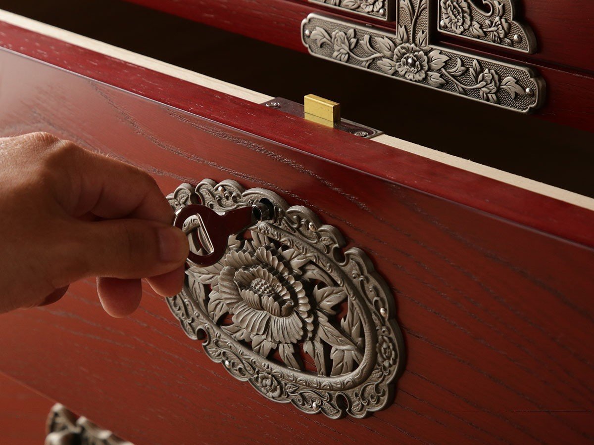 【吉野民藝/yoshino mingei / GOODS】の吉野輝 30 整理タンス / 吉野輝 30 整理タンス 銀古美金具 黒色 インテリア・キッズ・メンズ・レディースファッション・服の通販 founy(ファニー) 　A/W・秋冬　Autumn/Winter　S/S・春夏　SS, Spring/Summer, Warm Season　夏　Summer　ホーム・キャンプ・アウトドア・お取り寄せ　Home Living / Home & Lifestyle / Camping Gear / Outdoor Camping　家具・インテリア　Home Furniture & Interior. Stylish & Functional Living Spaces　収納家具・キャビネット　Storage Furniture　チェスト・収納引き出し　Drawers / Storage Chest　鍵付き引出し参考イメージ|ID: prp329100004880440 ipo3291000000036425551