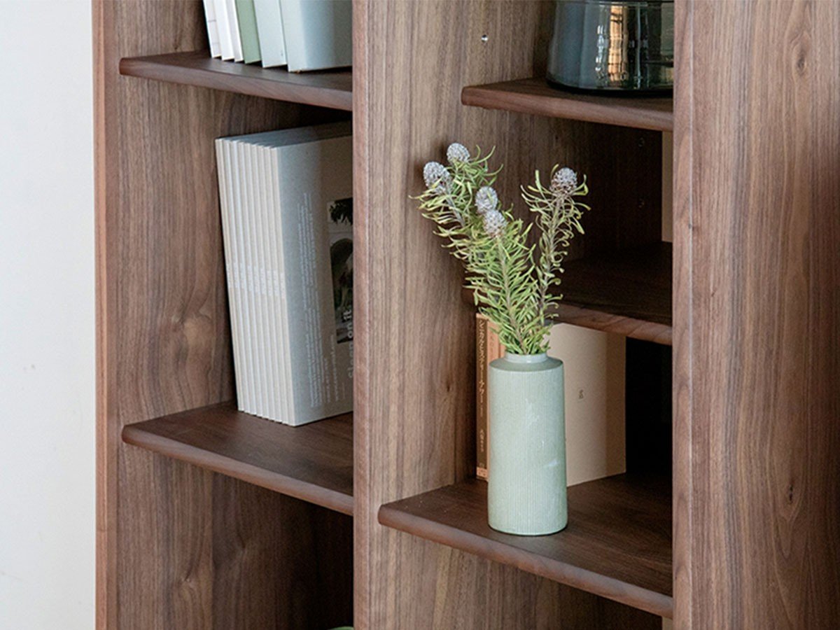 【ベンカ/BENCA / GOODS】のCLEMATIS Book shelf 740 / クレマチス ブックシェルフ 740 インテリア・キッズ・メンズ・レディースファッション・服の通販 founy(ファニー) フラワー Flower, Floral フレーム Frame, Outline ホーム・キャンプ・アウトドア・お取り寄せ Home Living / Home & Lifestyle / Camping Gear / Outdoor Camping 家具・インテリア Home Furniture & Interior. Stylish & Functional Living Spaces 収納家具・キャビネット Storage Furniture シェルフ・オープンラック・収納棚 Open Shelf Rack ホーム・キャンプ・アウトドア・お取り寄せ Home Living / Home & Lifestyle / Camping Gear / Outdoor Camping 家具・インテリア Home Furniture & Interior. Stylish & Functional Living Spaces 収納家具・キャビネット Storage Furniture 本棚・マガジンスタンド Bookshelf/Magazine Rack 可動棚の奥行きを浅く設定しているため、手前にフラワーベースや高さのあるオブジェ、エアープランツなどを|ID: prp329100004880442 ipo3291000000036425583