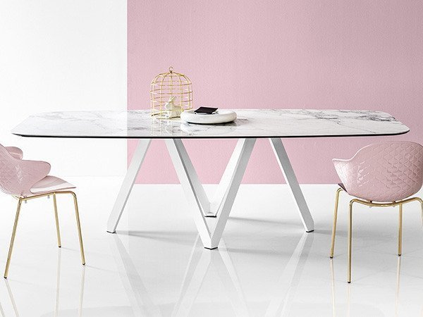 【カリガリス/Calligaris / GOODS】のCARTESIO / カルテジオ セラミック天板 CS/4092-FB 200 インテリア・キッズ・メンズ・レディースファッション・服の通販 founy(ファニー) 　おすすめ　Recommended / Our Picks　エレガント 上品　Elegant　テーブル　Table, Dining Table　マーブル　Marble, Marble Pattern　メタル　Metal, Metal Parts　モダン　Modern, Contemporary　ホーム・キャンプ・アウトドア・お取り寄せ　Home Living / Home & Lifestyle / Camping Gear / Outdoor Camping　家具・インテリア　Home Furniture & Interior. Stylish & Functional Living Spaces　テーブル　Dining, Coffee & Side Tables　ダイニングテーブル・食卓テーブル　Dining Tables　脚部P94 マットオプティックホワイト|ID: prp329100004880540 ipo3291000000036426849