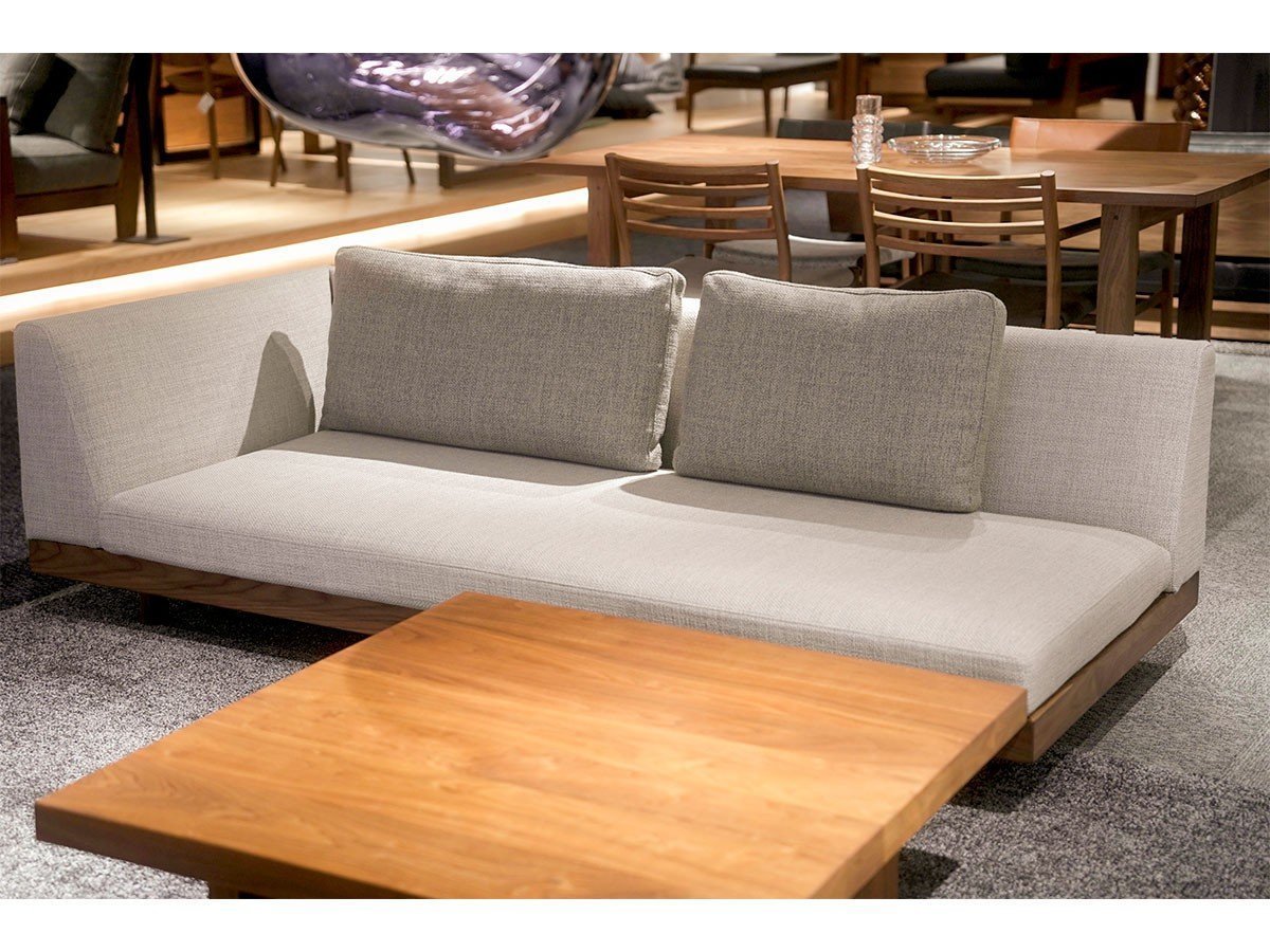 【マスターウォール/MASTERWAL / GOODS】のLAZY DANISH SOFA / レイジー デニッシュ ソファ シングルアーム インテリア・キッズ・メンズ・レディースファッション・服の通販 founy(ファニー) 　クッション　Cushion, Throw Pillow　シンプル　Simple, Minimal　フラット　Flat, Flat Shoes　フレーム　Frame, Outline　ビジネス 仕事 通勤　Business / Work / Commuting　ホーム・キャンプ・アウトドア・お取り寄せ　Home Living / Home & Lifestyle / Camping Gear / Outdoor Camping　家具・インテリア　Home Furniture & Interior. Stylish & Functional Living Spaces　ソファー　Couches & Sofas　別売りで背クッションも展開しています。|ID: prp329100004881554 ipo3291000000036436003