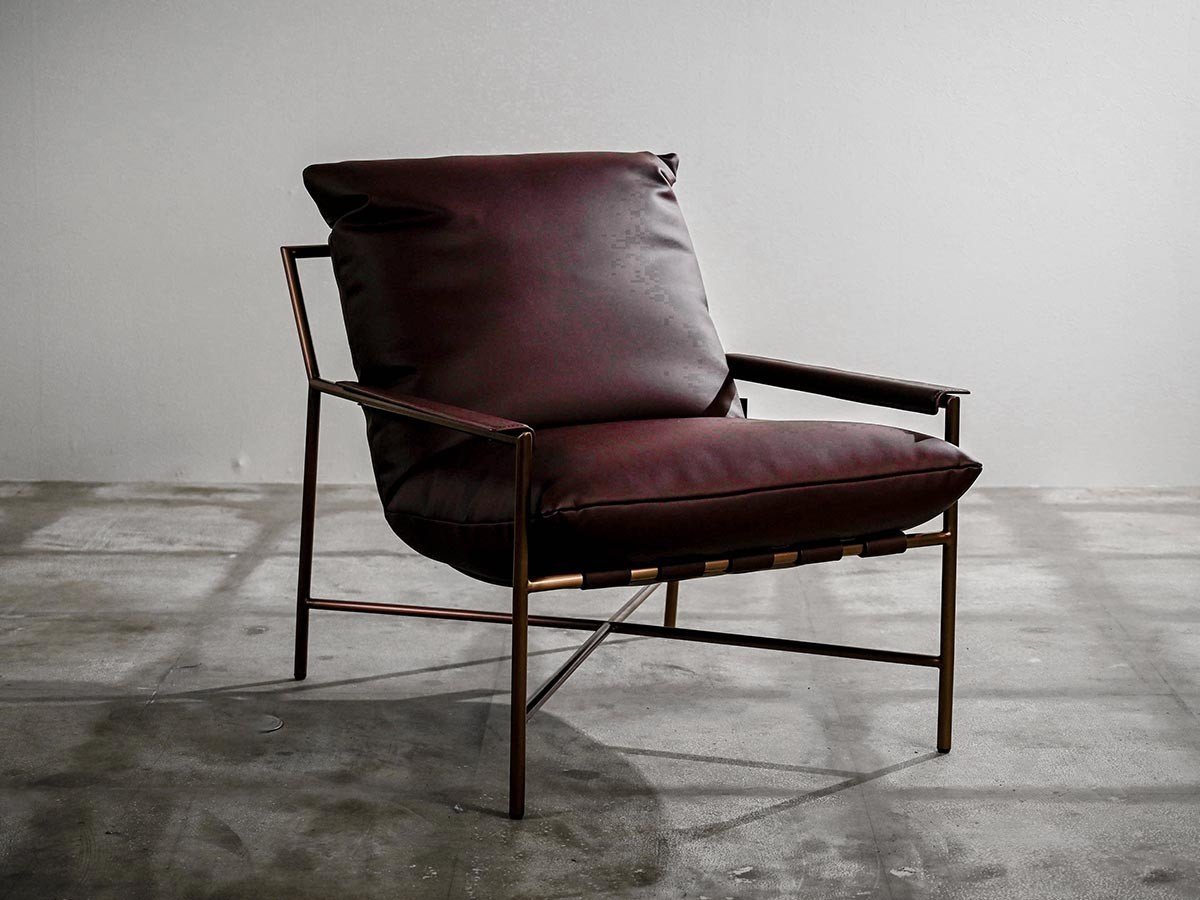 【オルグ/OLGUE / GOODS】のCHRON Personal Chair / クロン パーソナルチェア インテリア・キッズ・メンズ・レディースファッション・服の通販 founy(ファニー) 　クッション　Cushion, Throw Pillow　フィット　Fit, Slim Fit　フェザー　Feather, Feather Detail　フォーム　Form　フレーム　Frame, Outline　送料無料　Free Shipping　ホーム・キャンプ・アウトドア・お取り寄せ　Home Living / Home & Lifestyle / Camping Gear / Outdoor Camping　家具・インテリア　Home Furniture & Interior. Stylish & Functional Living Spaces　チェア・椅子　Seating & Chairs　ラウンジチェア・リクライナー　Lounge Chairs / Recliners　張地:ブラウン|ID: prp329100004881620 ipo3291000000036436595